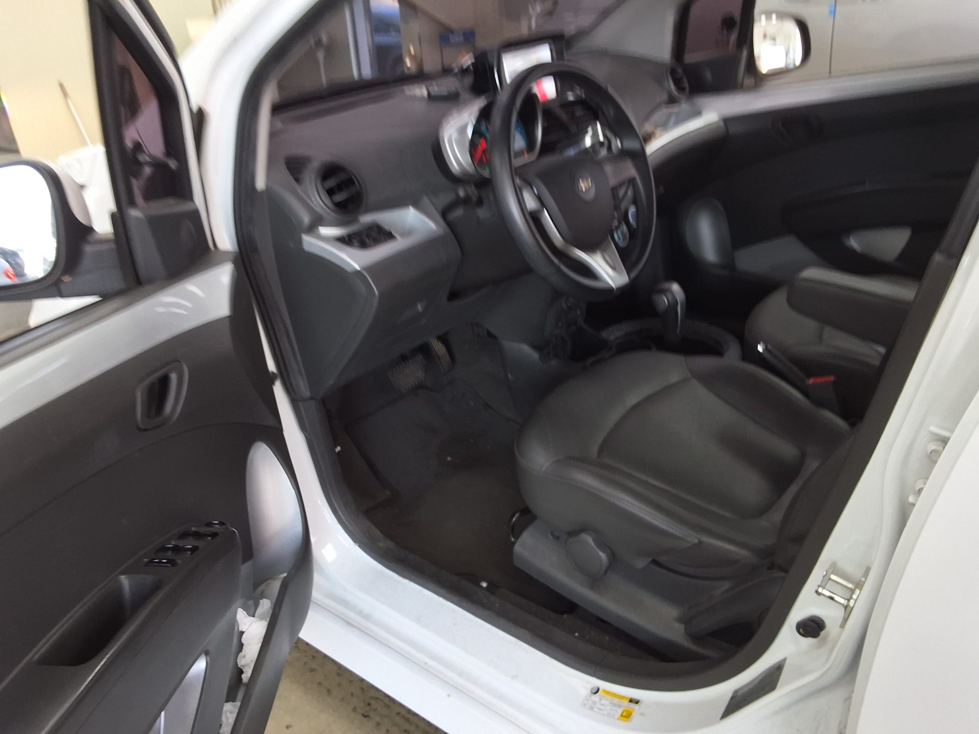 2015 - chevrolet spark