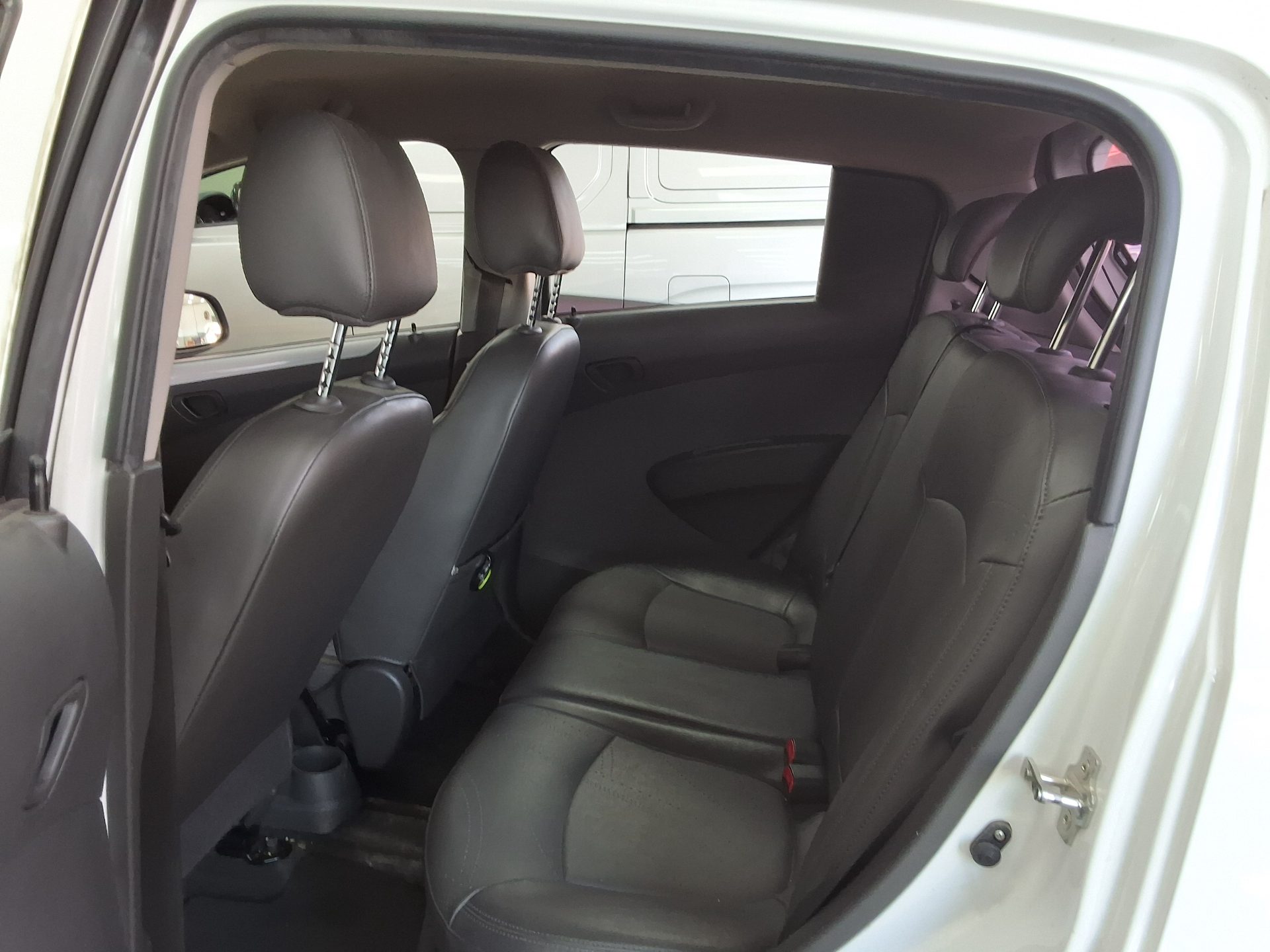 2015 - chevrolet spark