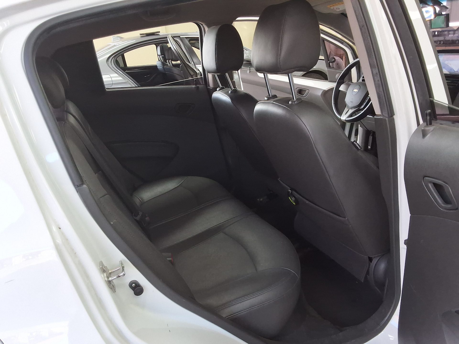 2015 - chevrolet spark