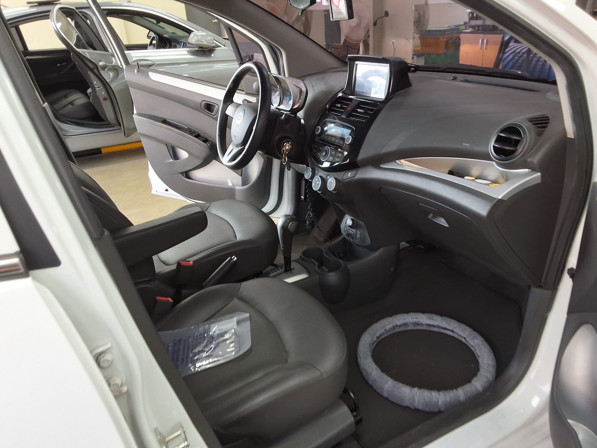 2015 - chevrolet spark
