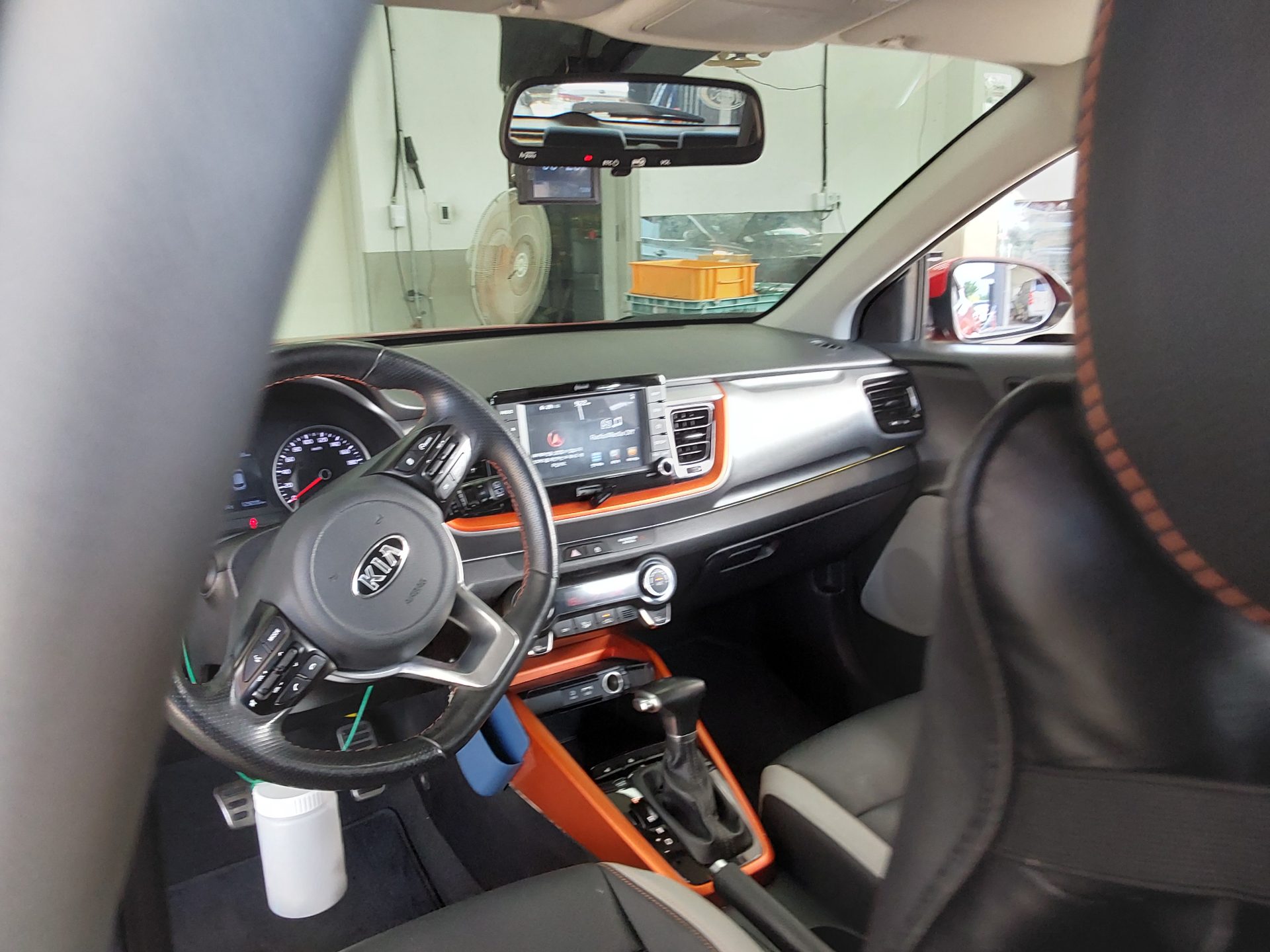 2018 - kia stonic