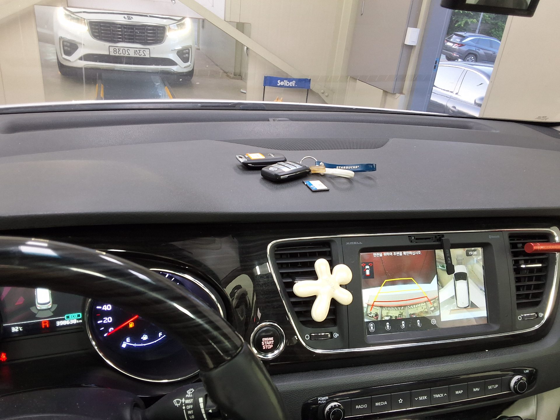 2019 - kia carnival