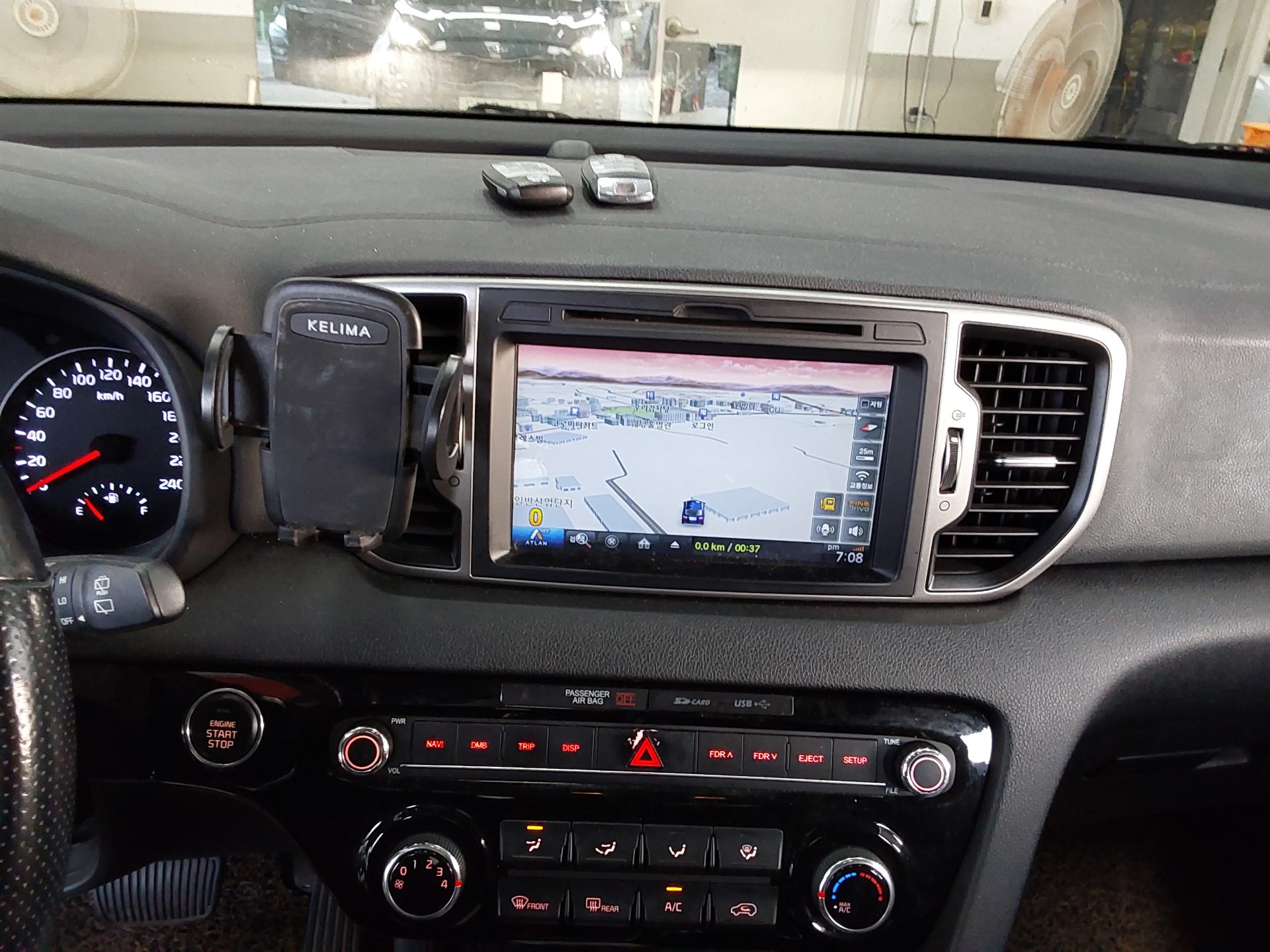 2016 - kia sportage