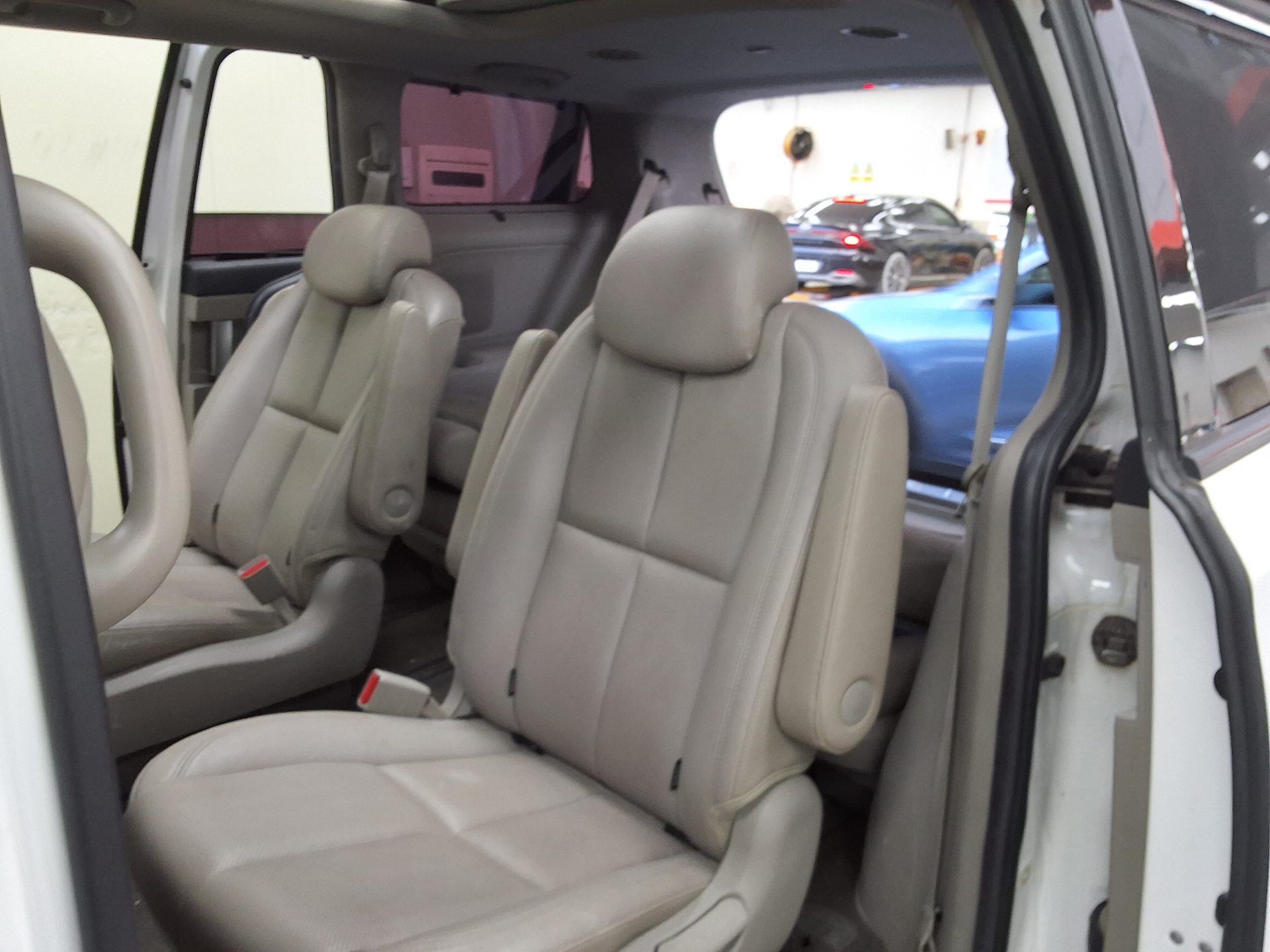 2019 - kia carnival