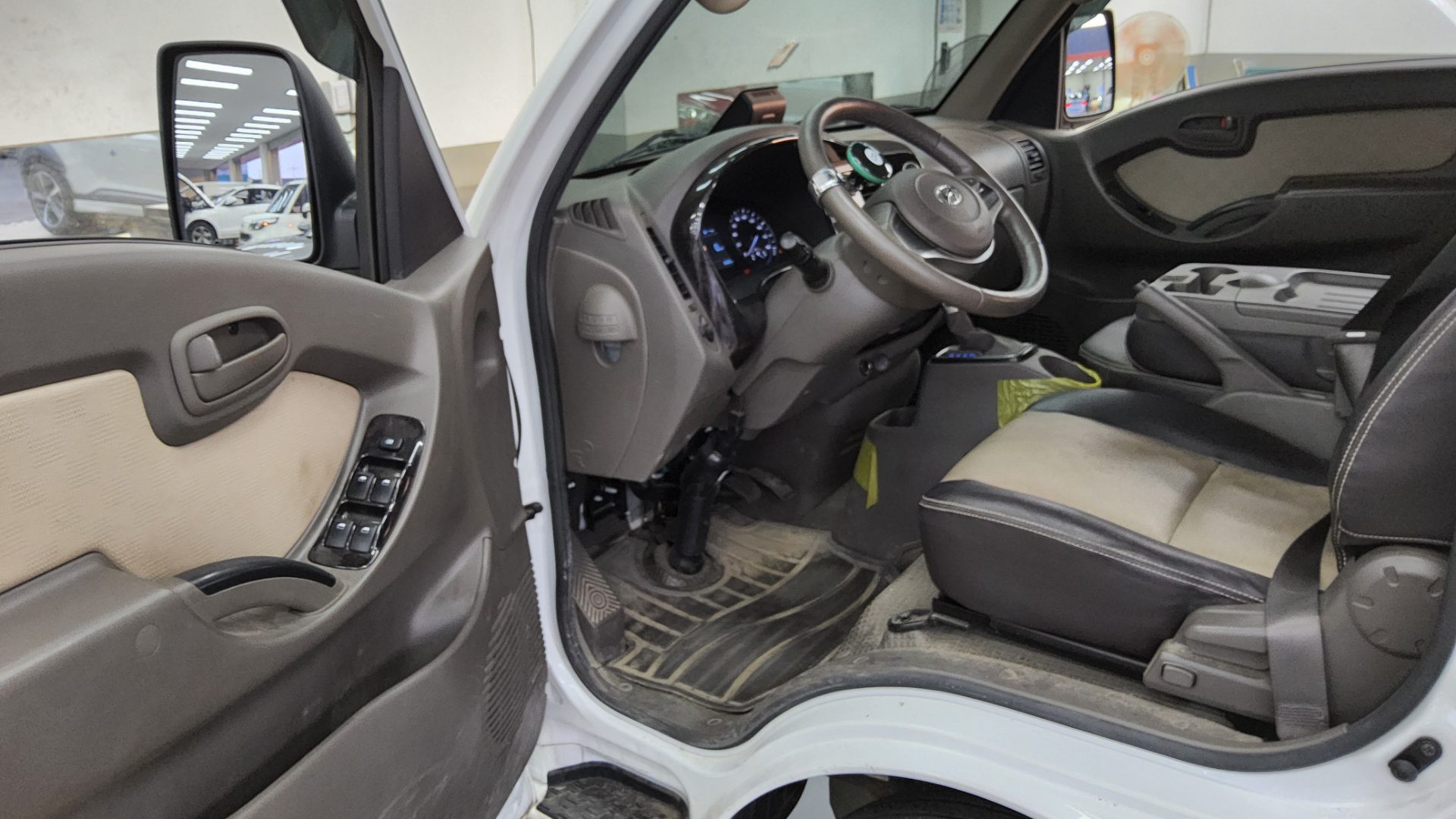 2023 - hyundai porter