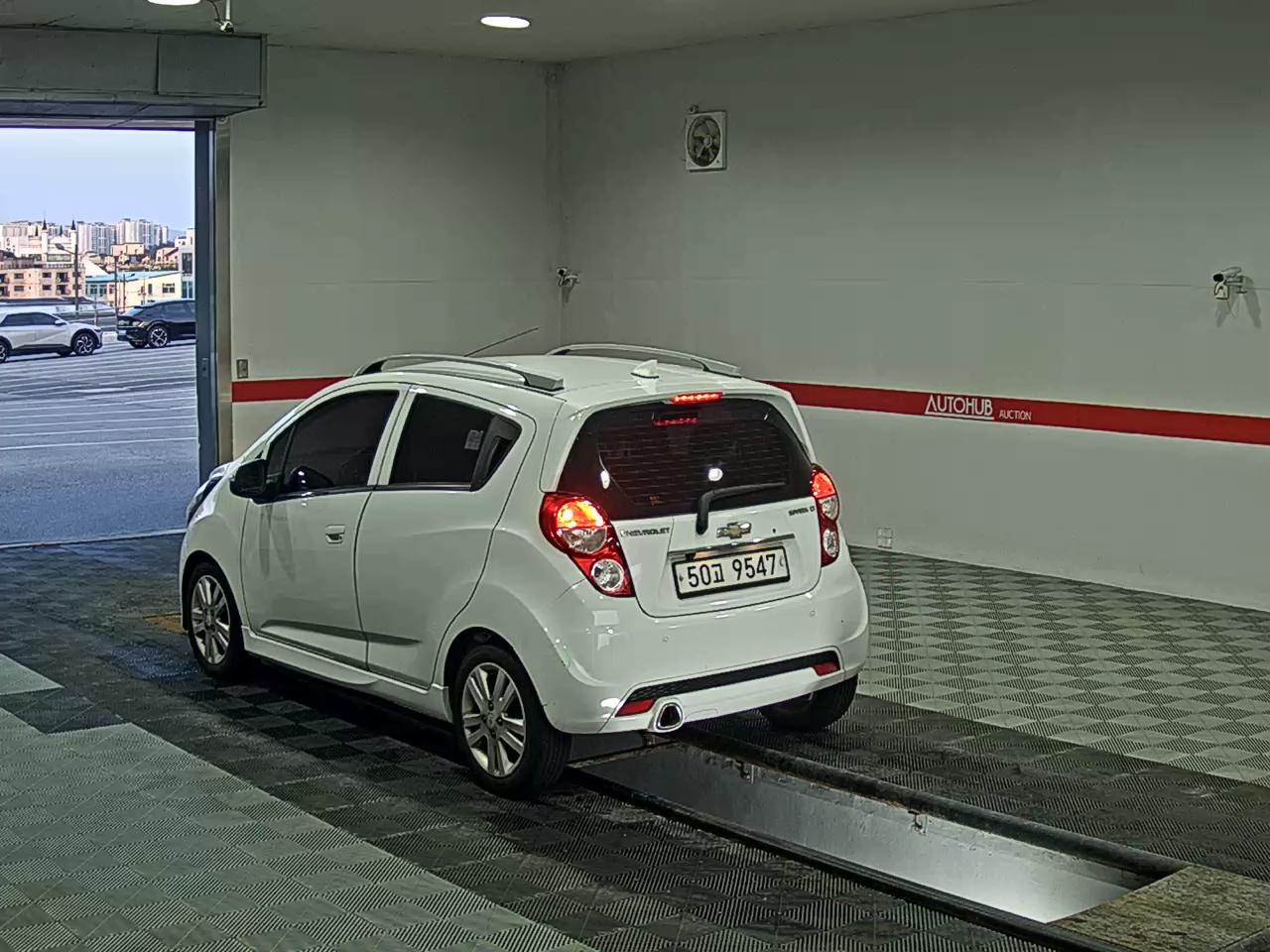 2015 - chevrolet spark