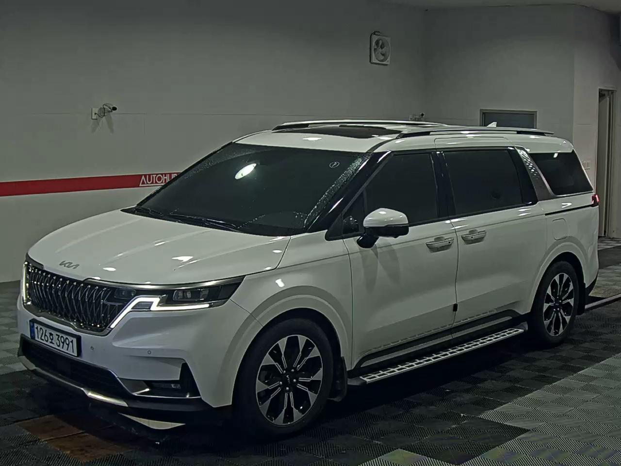 KIA CARNIVAL (KA4)