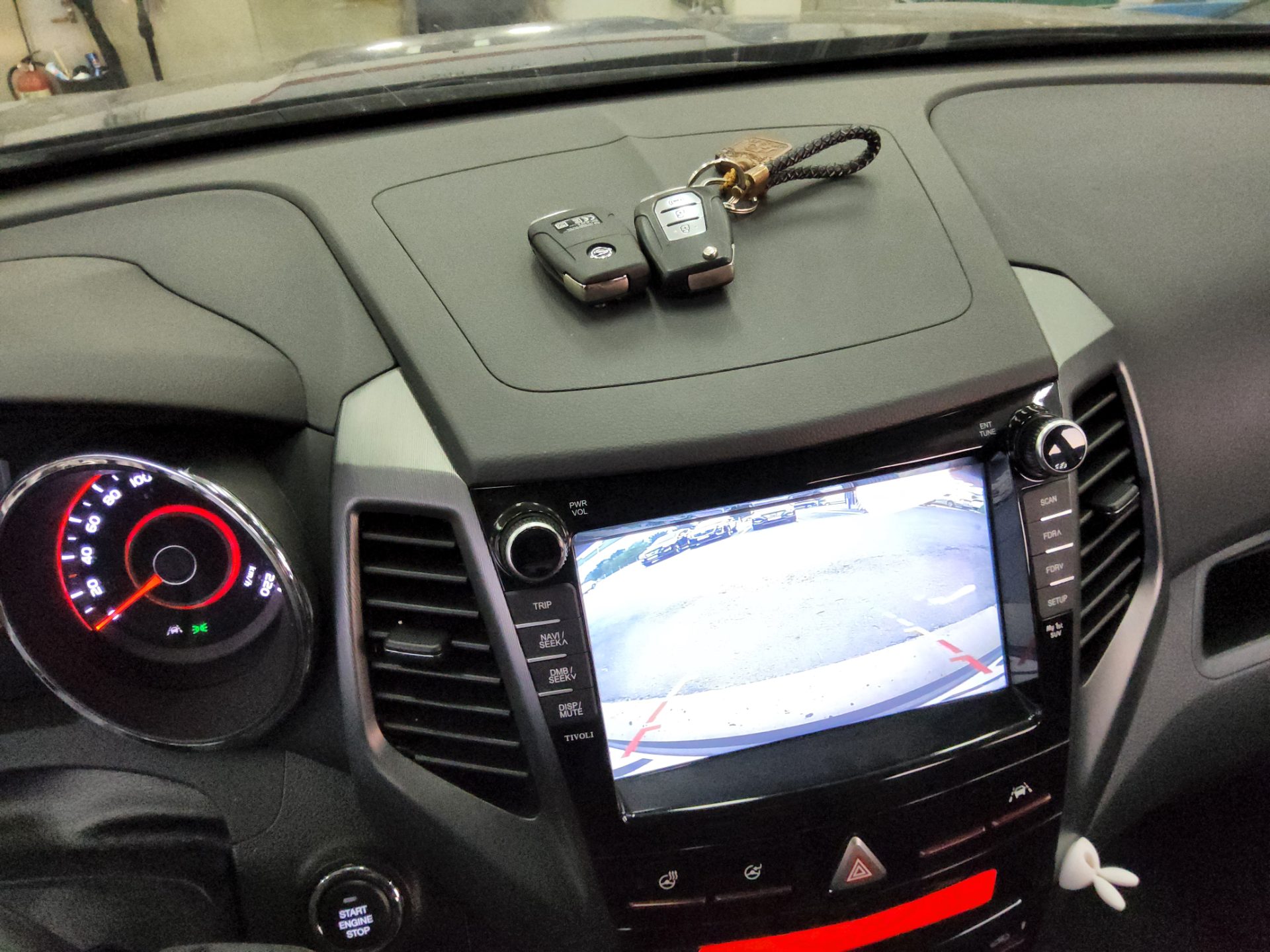 2018 - ssangyong tivoli