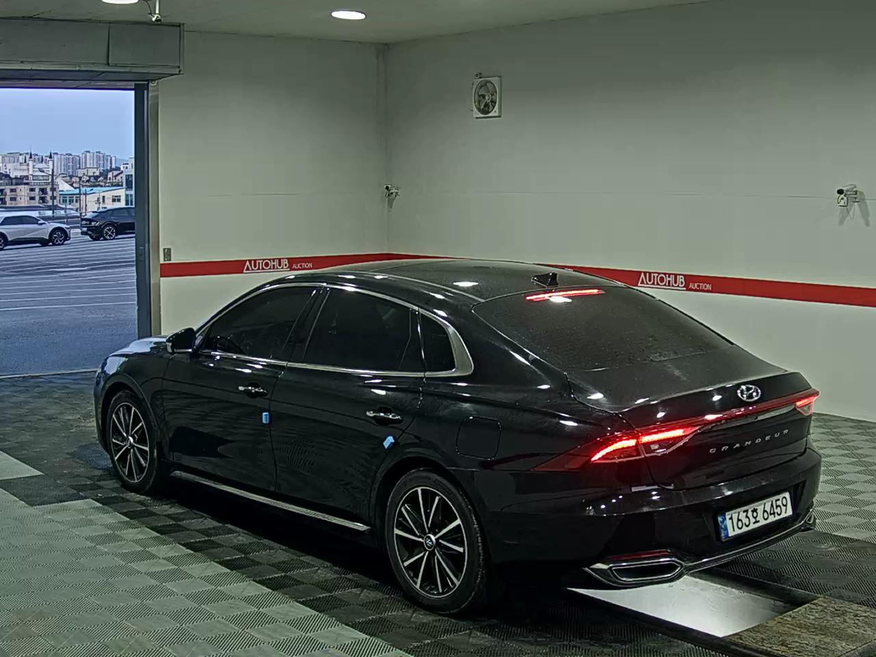 2022 - hyundai grandeur
