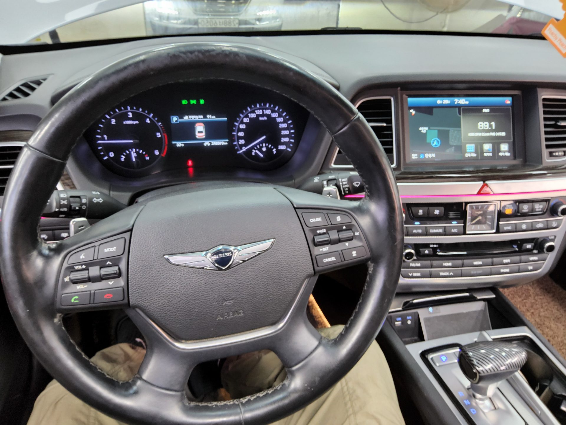 2018 - genesis g80