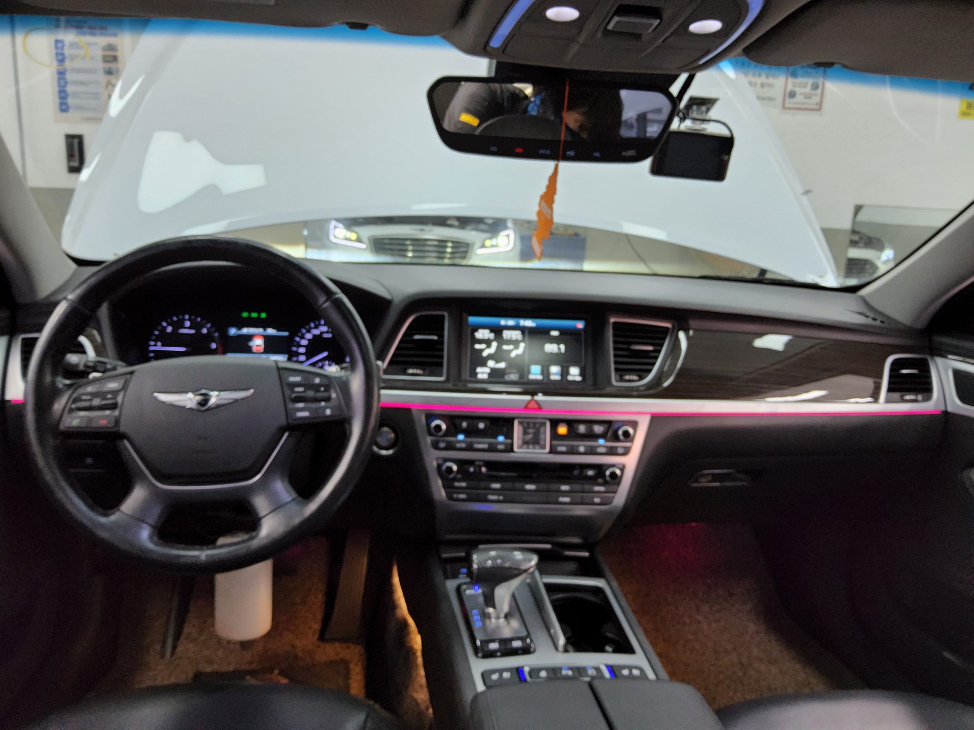 2018 - genesis g80