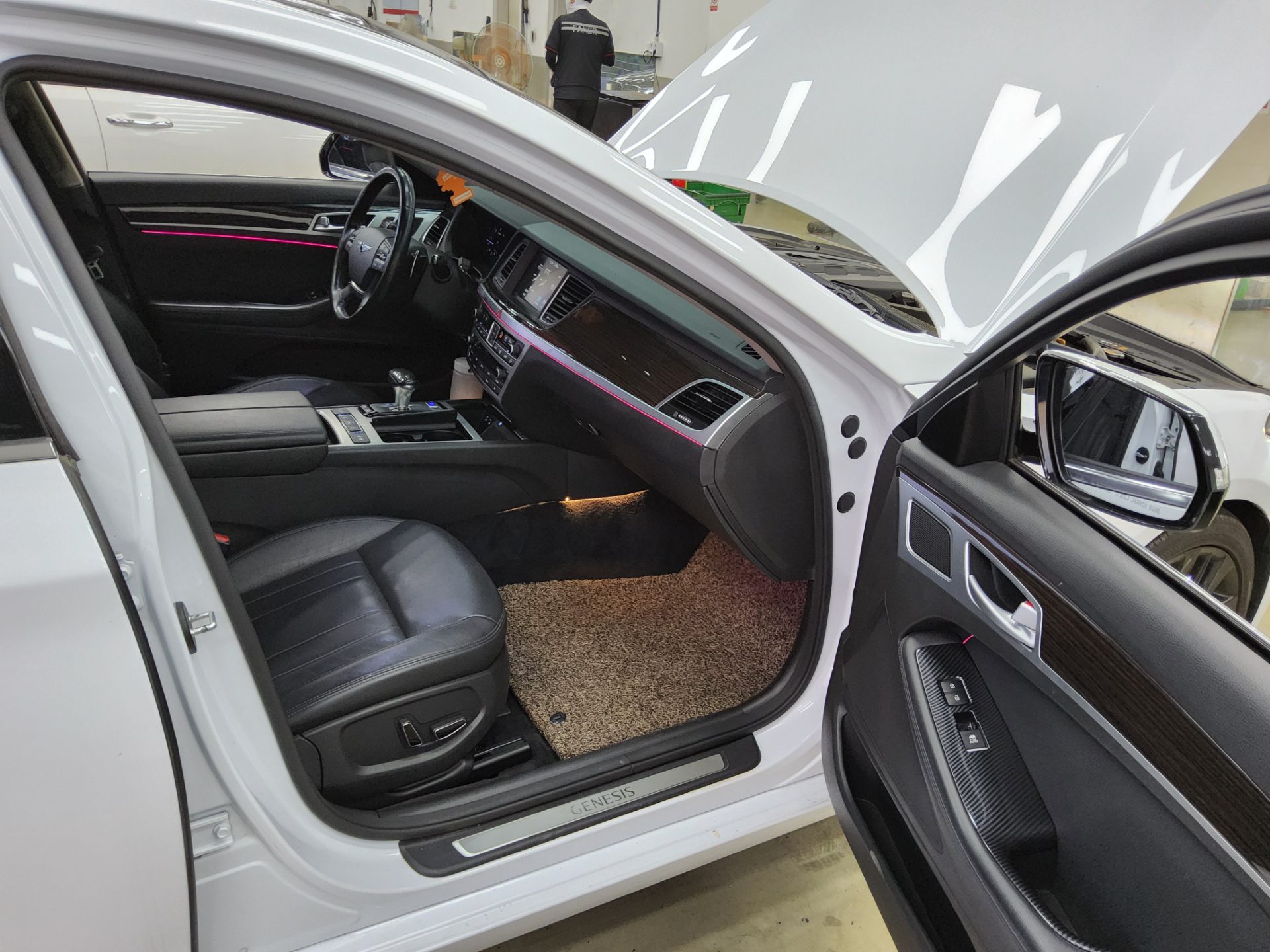 2018 - genesis g80