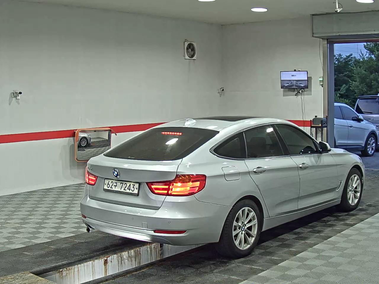2014 - bmw gran turismo