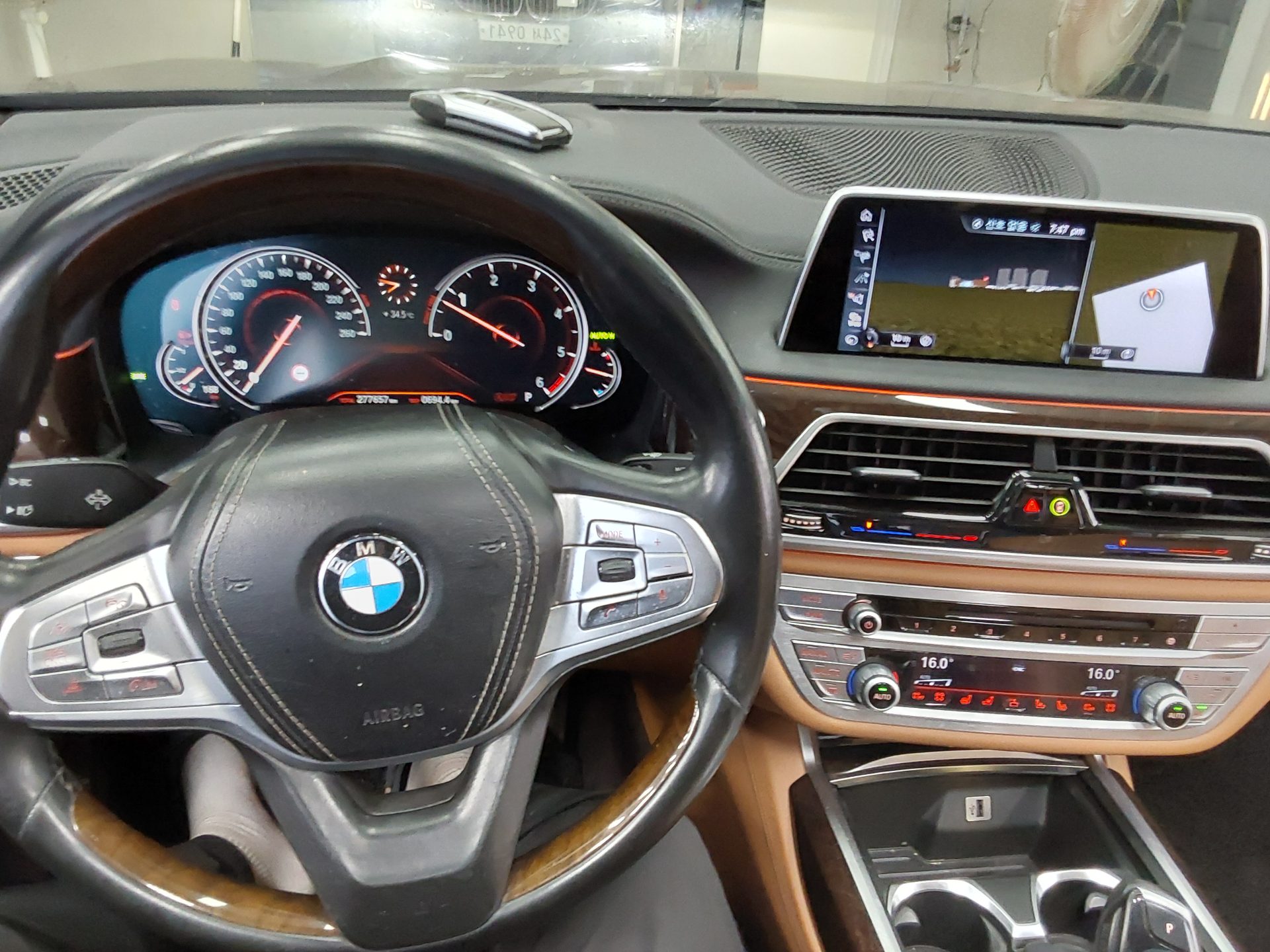 2016 - bmw m7