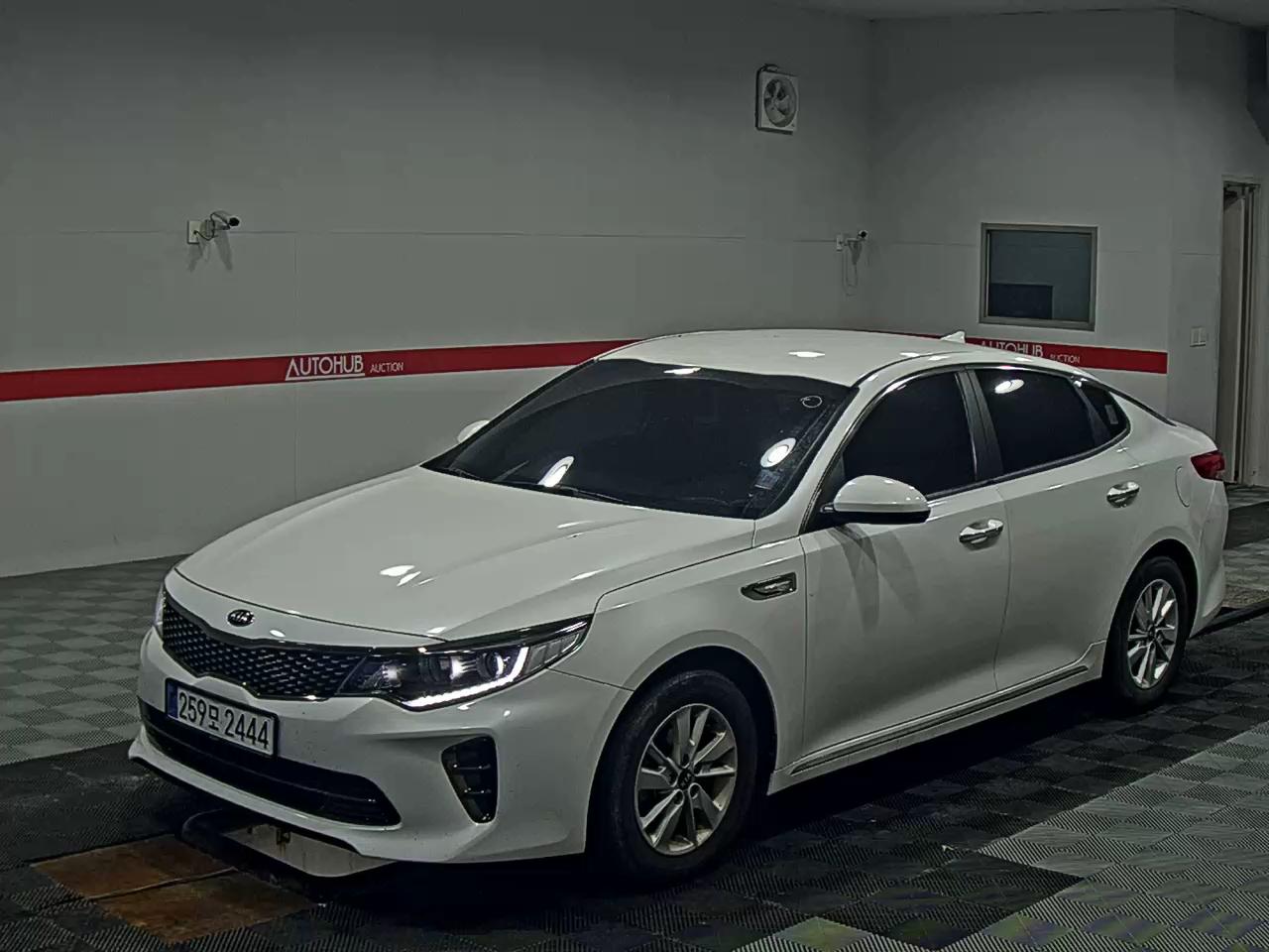 KIA K5 LPI RENTAL CAR SX