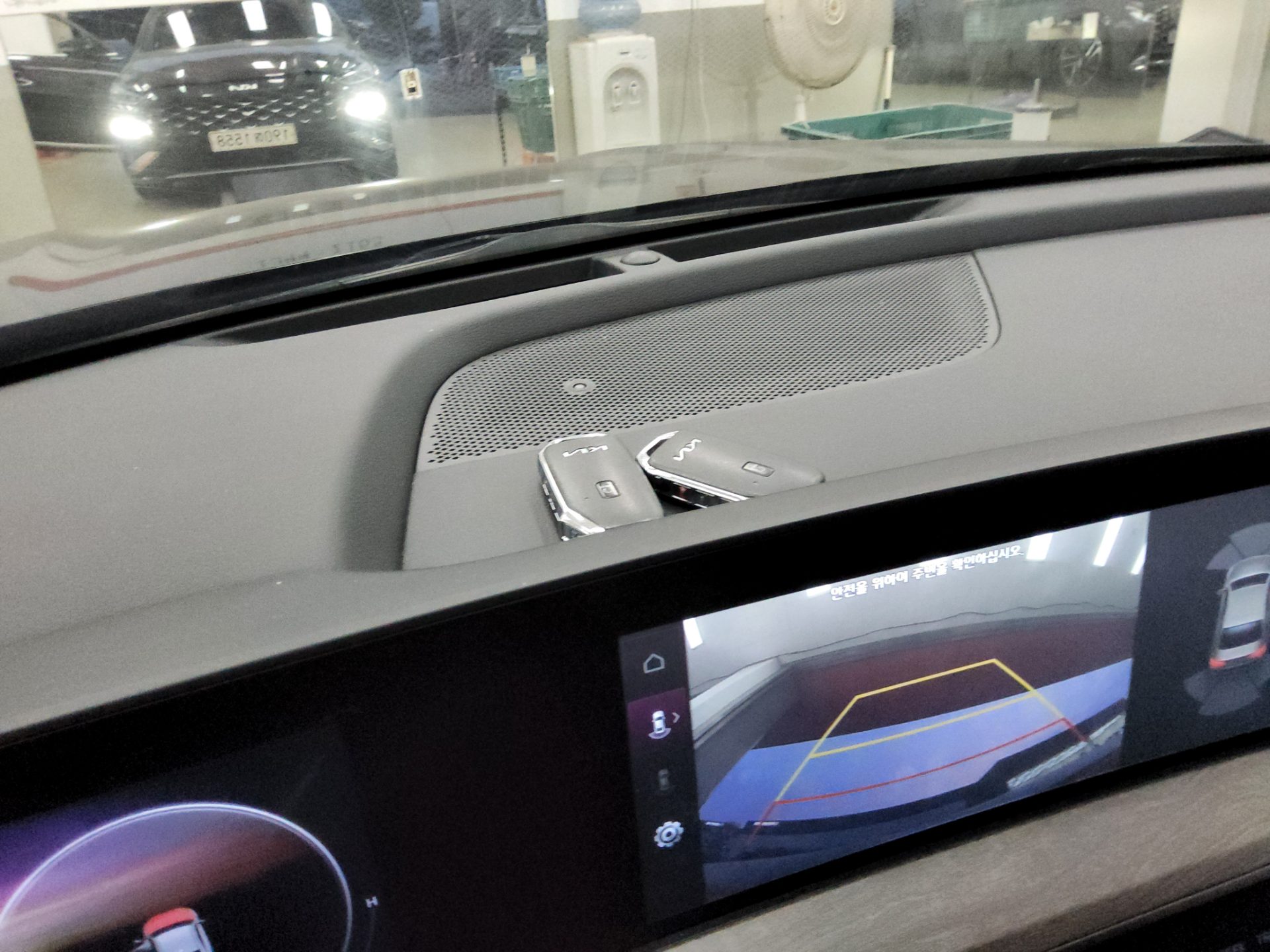 2022 - kia k8