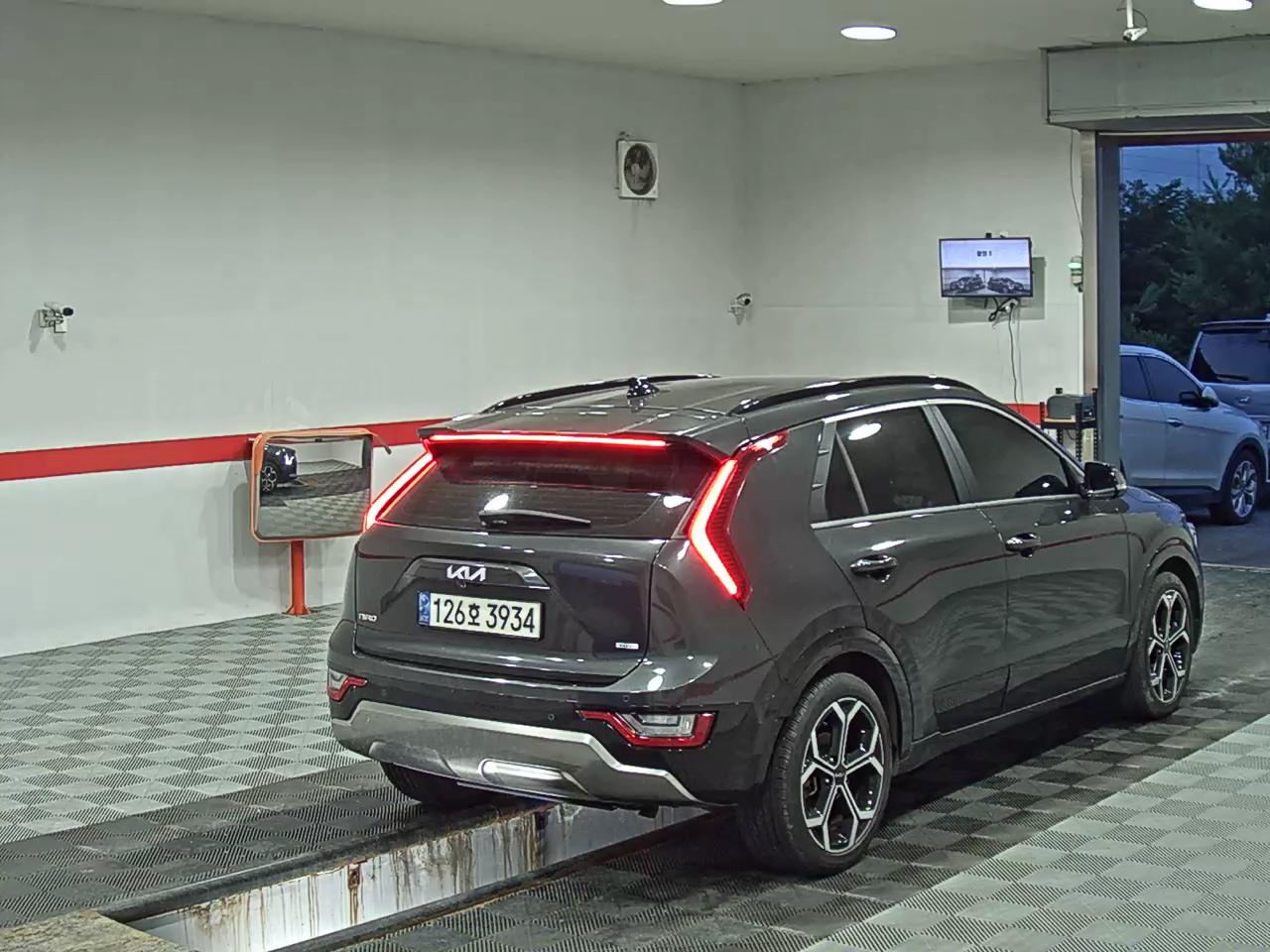 2022 - kia niro