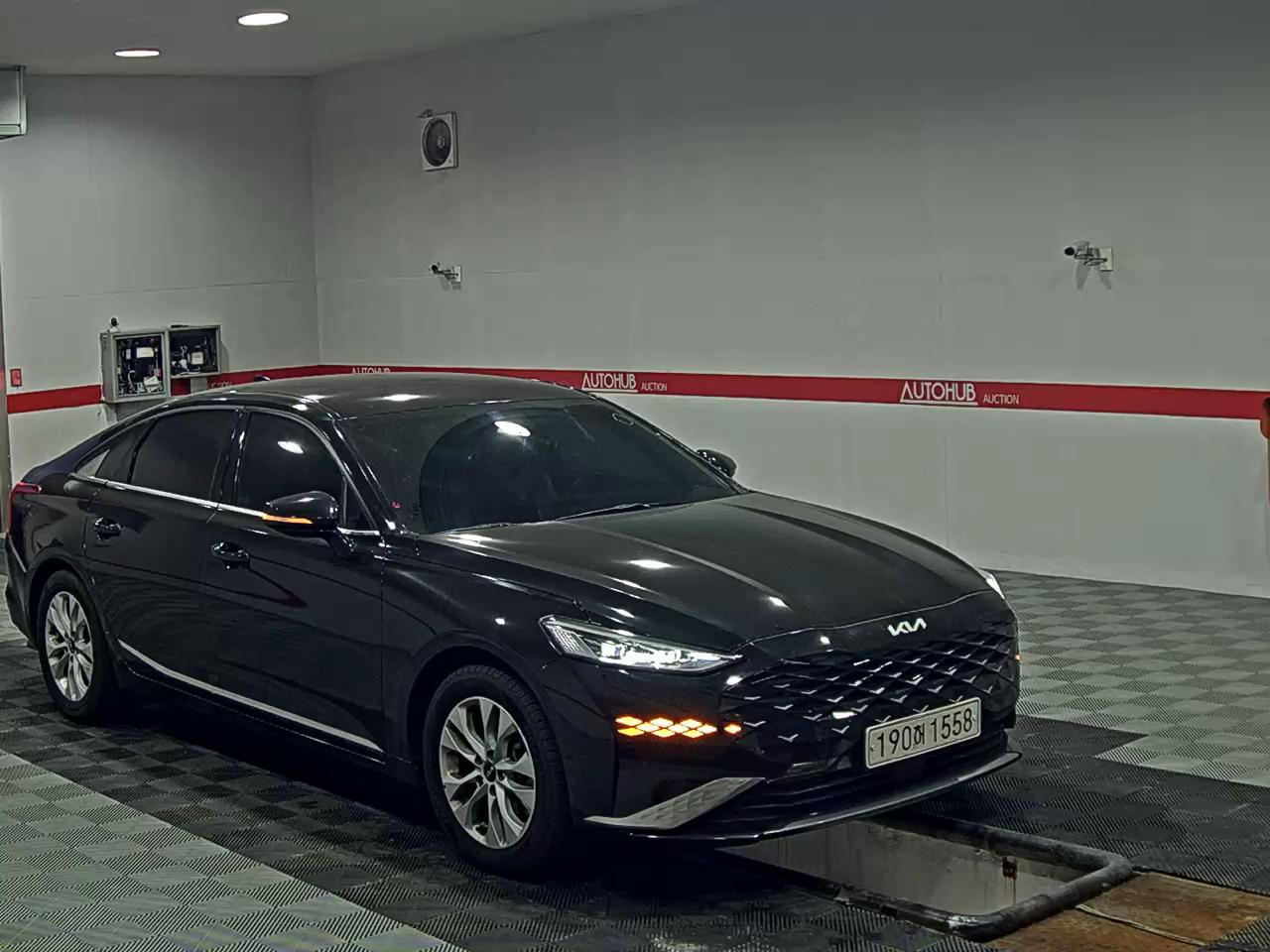 2022 - kia k8