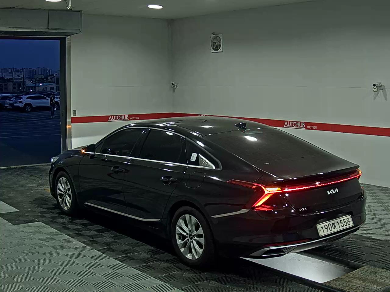 2022 - kia k8