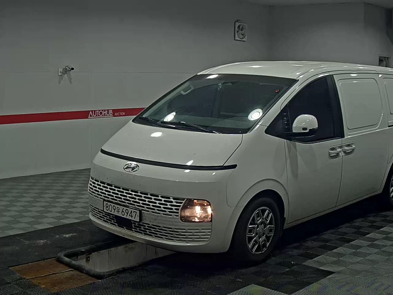 HYUNDAI STARIA CARGO