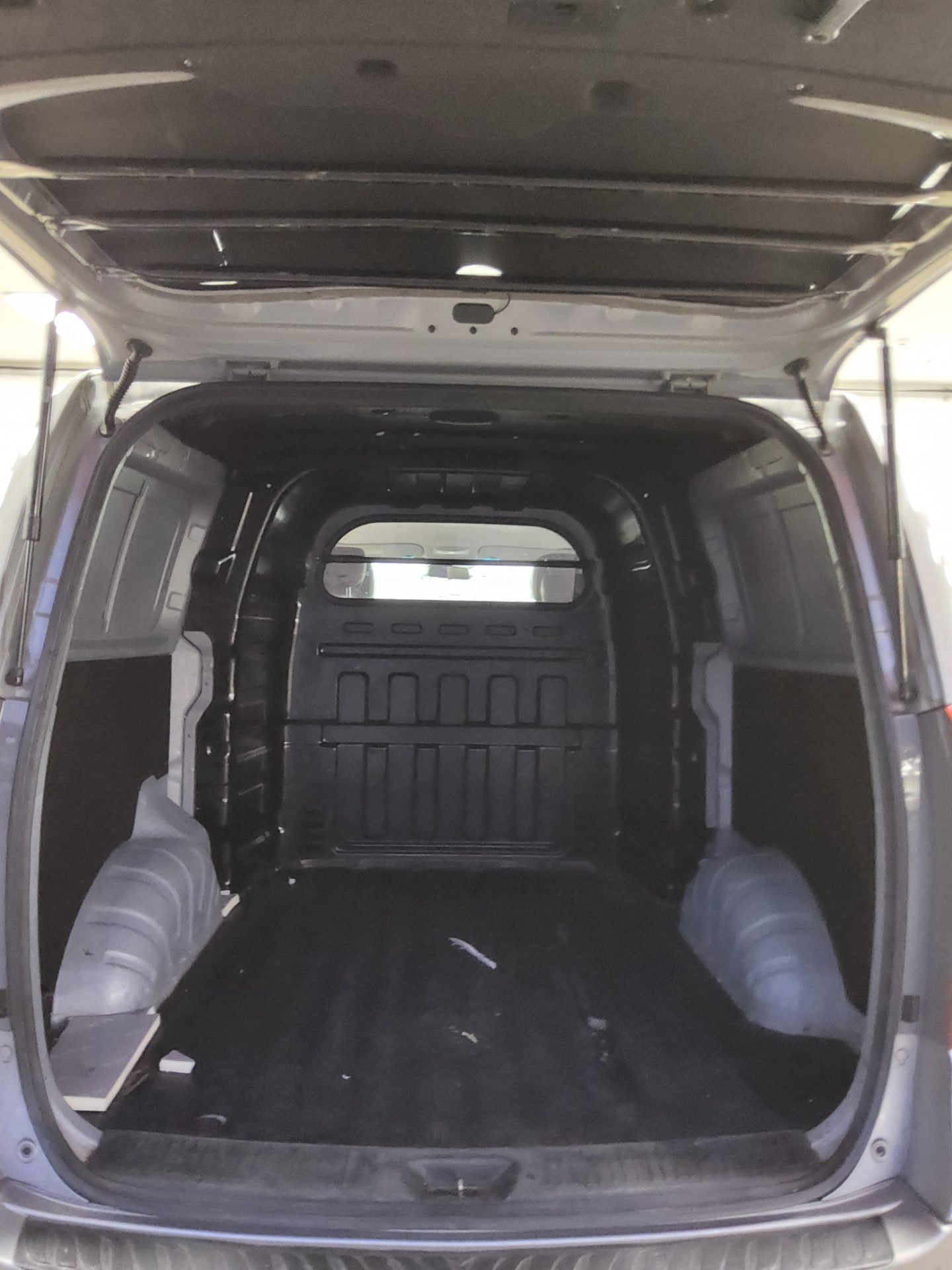2015 - hyundai grand starex