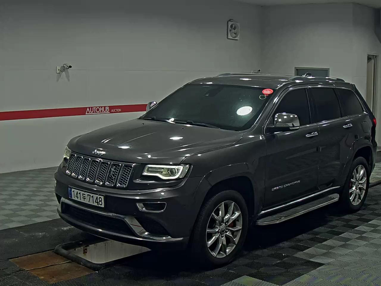 JEEP GRAND CHEROKEE (WK2) V6 OVERLAND SUMMIT