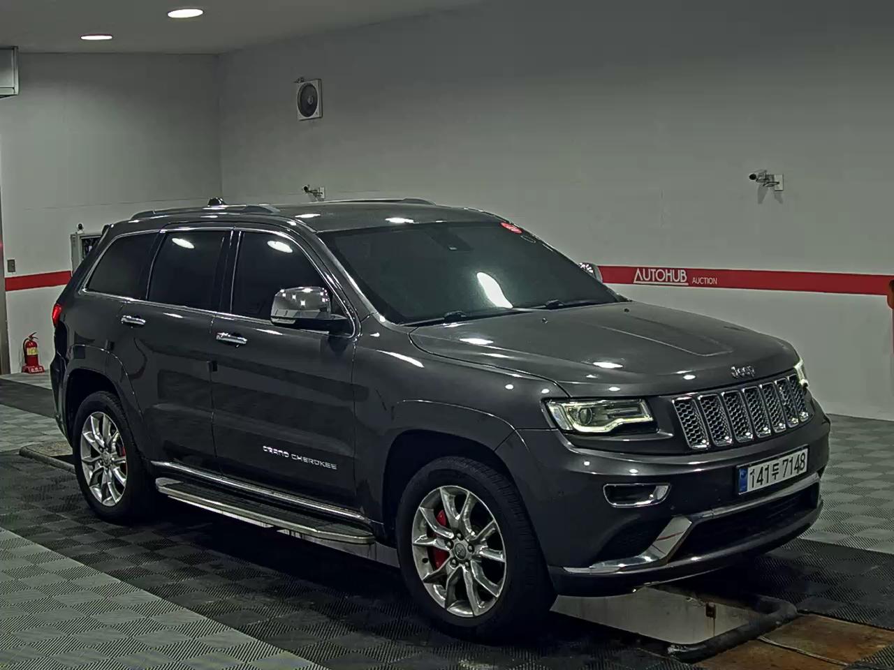 2014 - jeep grand cherokee