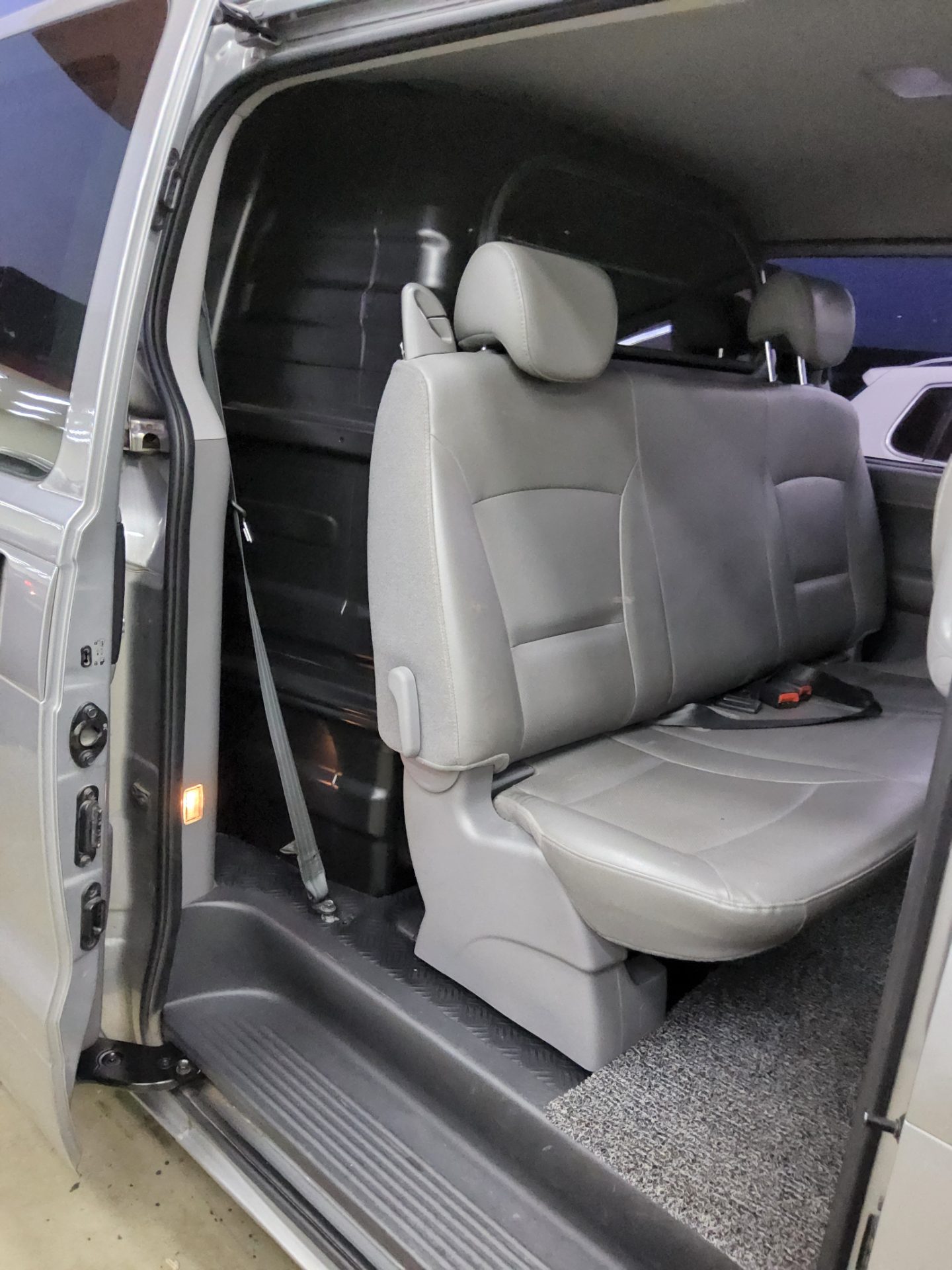 2015 - hyundai grand starex