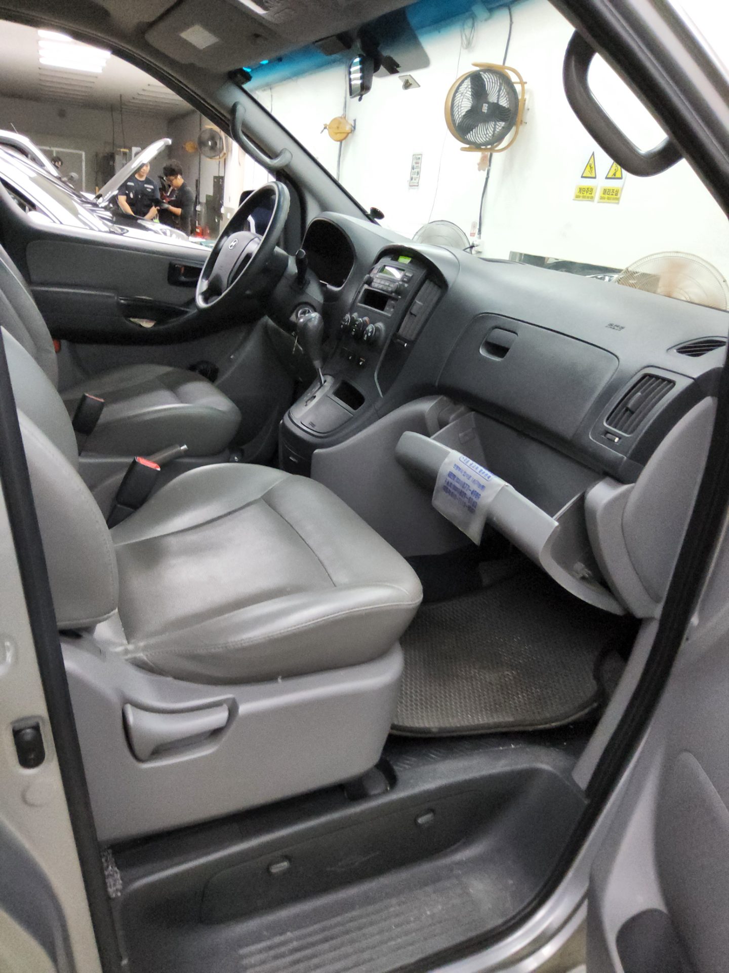 2015 - hyundai grand starex