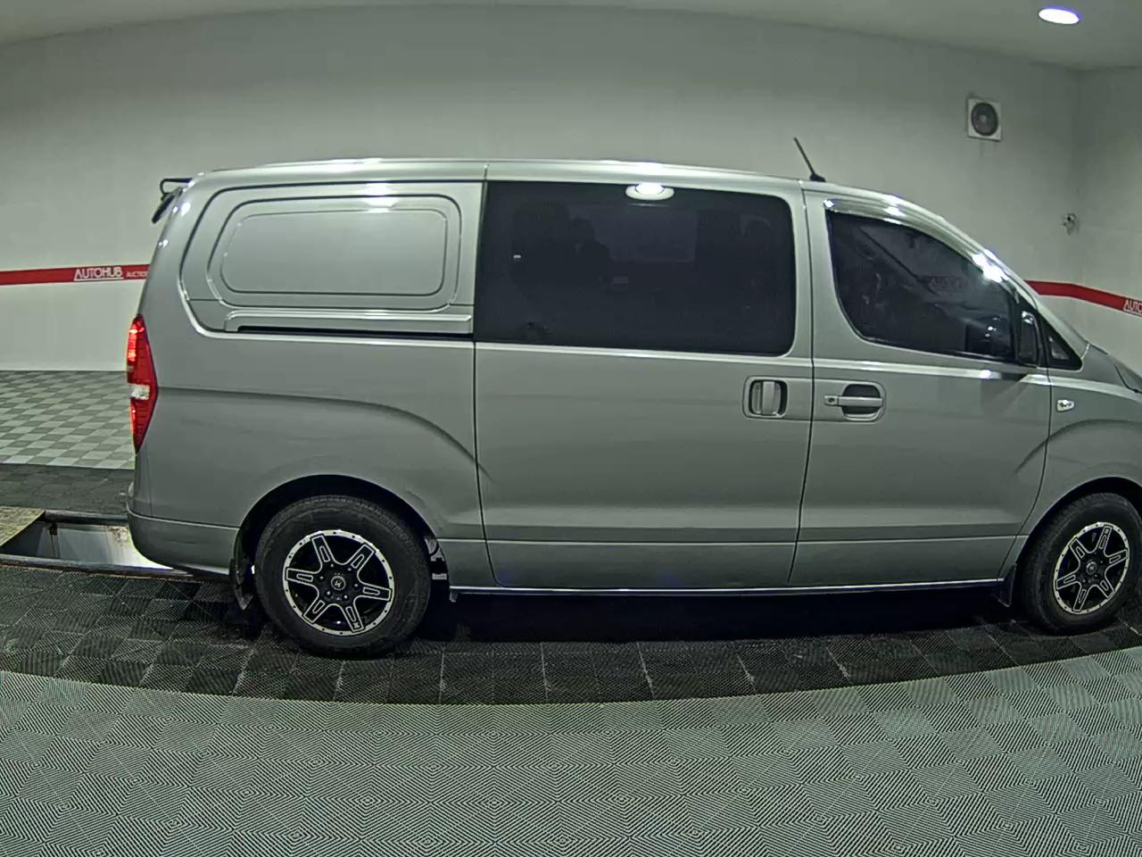 2015 - hyundai grand starex