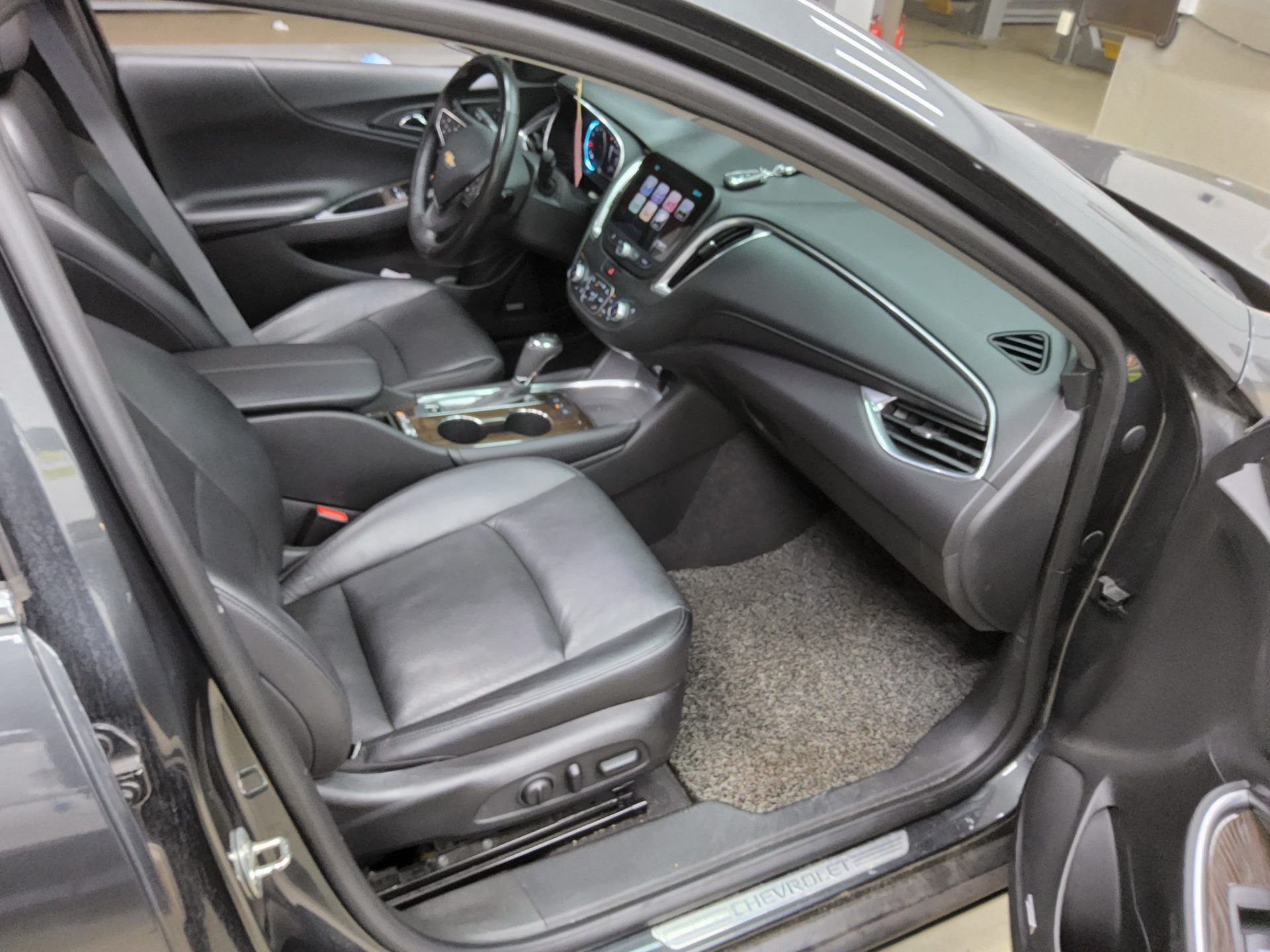 2017 - chevrolet malibu