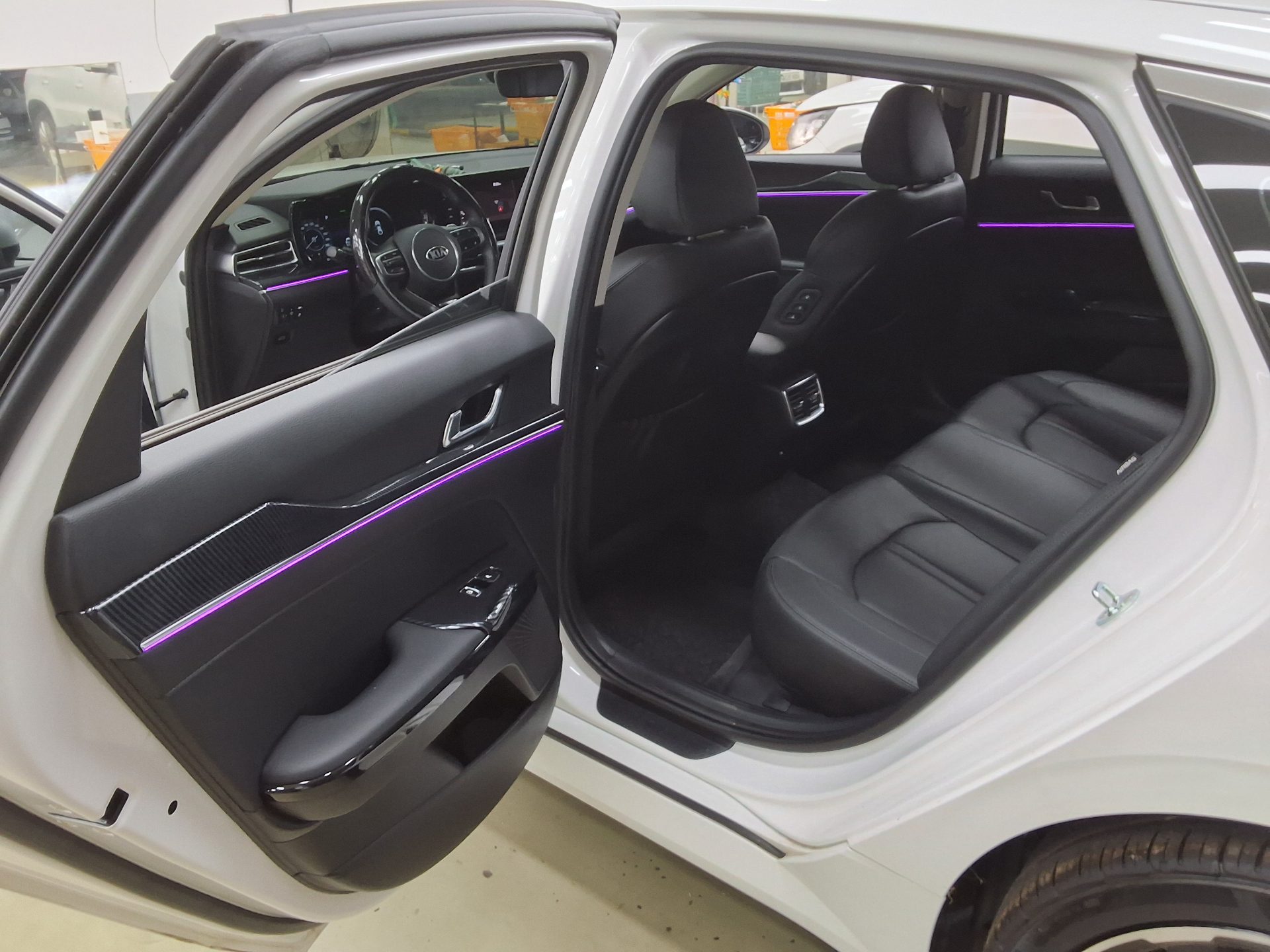 2021 - kia k5