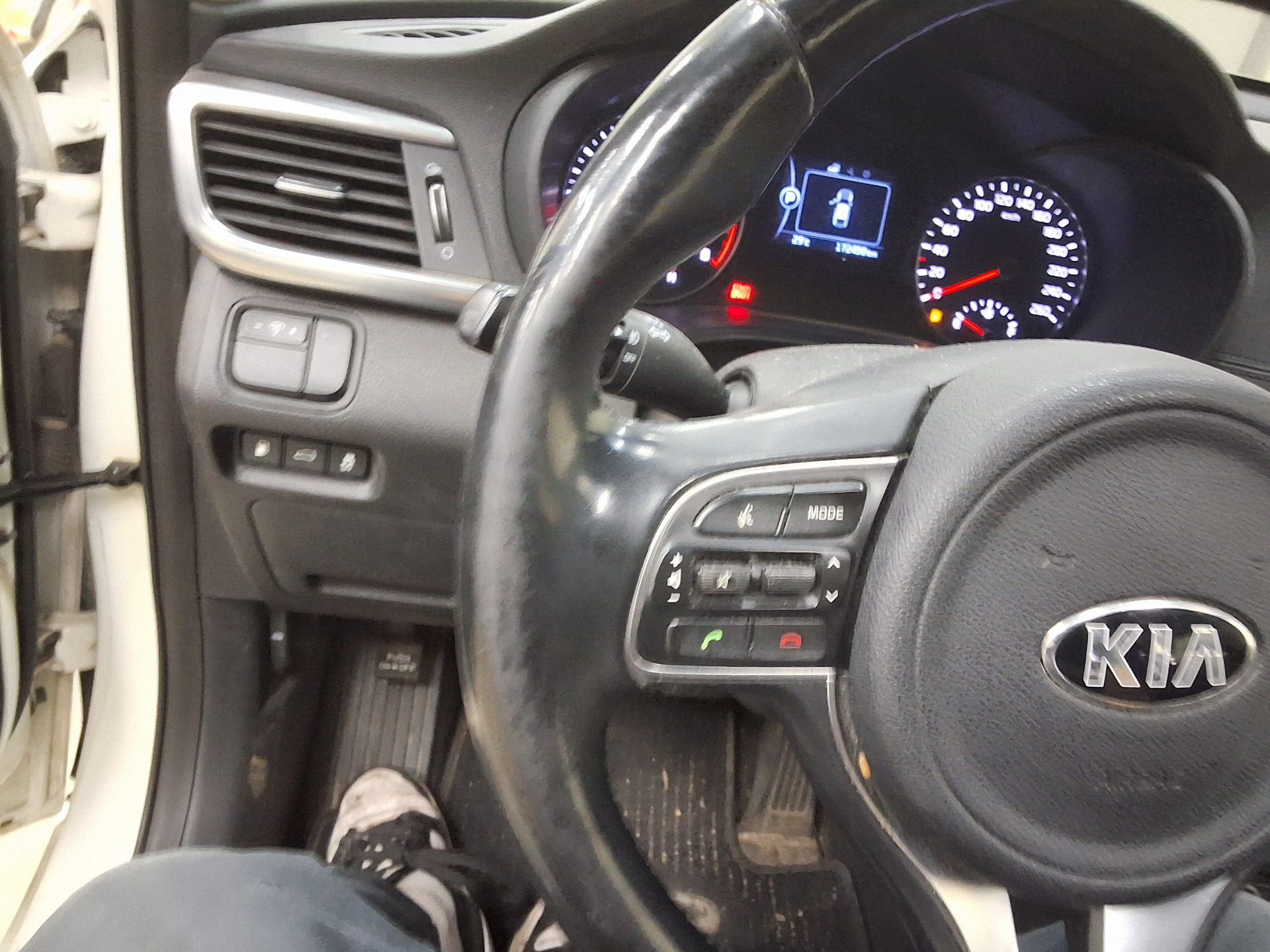2016 - kia k5