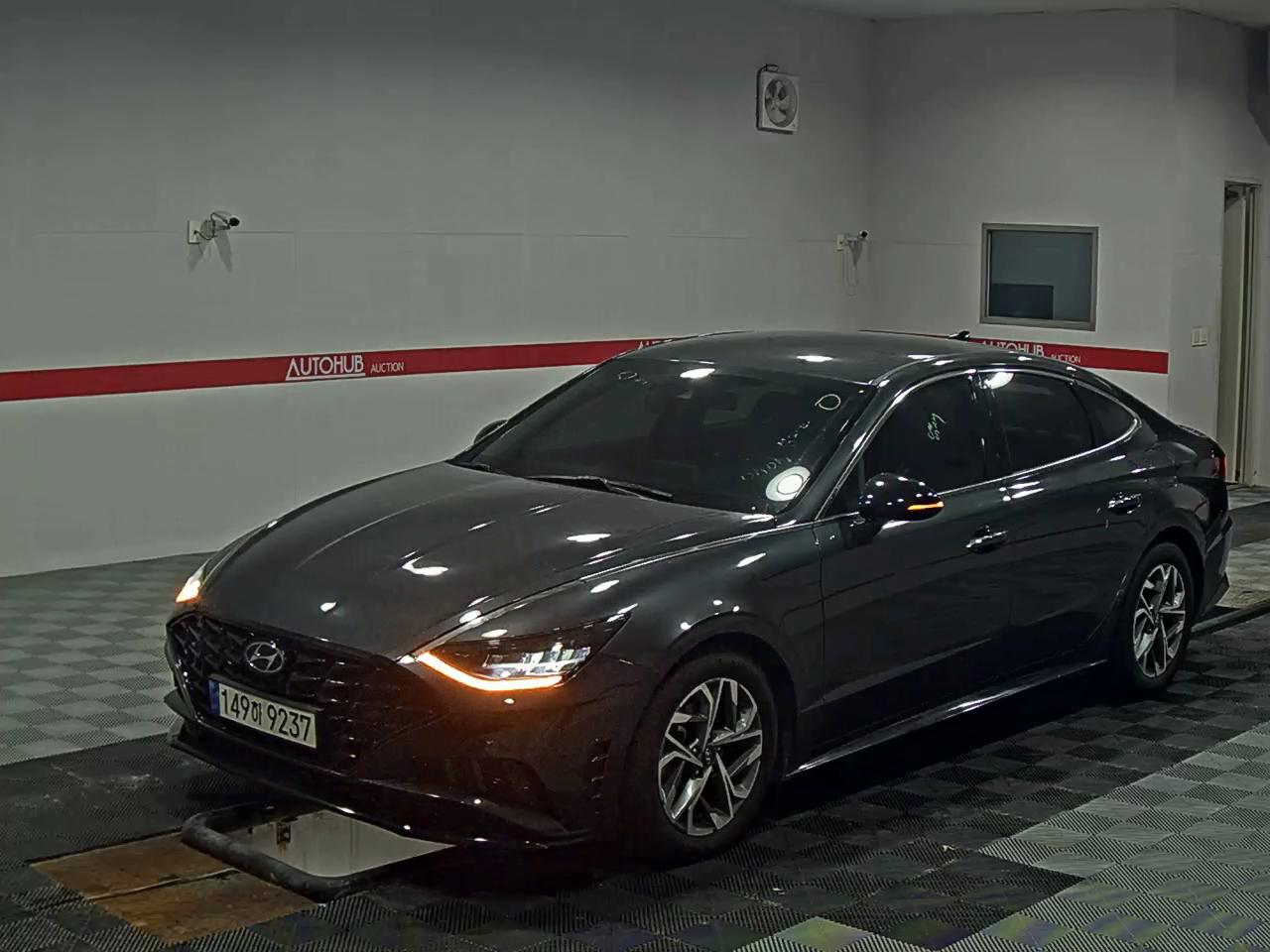 HYUNDAI SONATA (DN8)