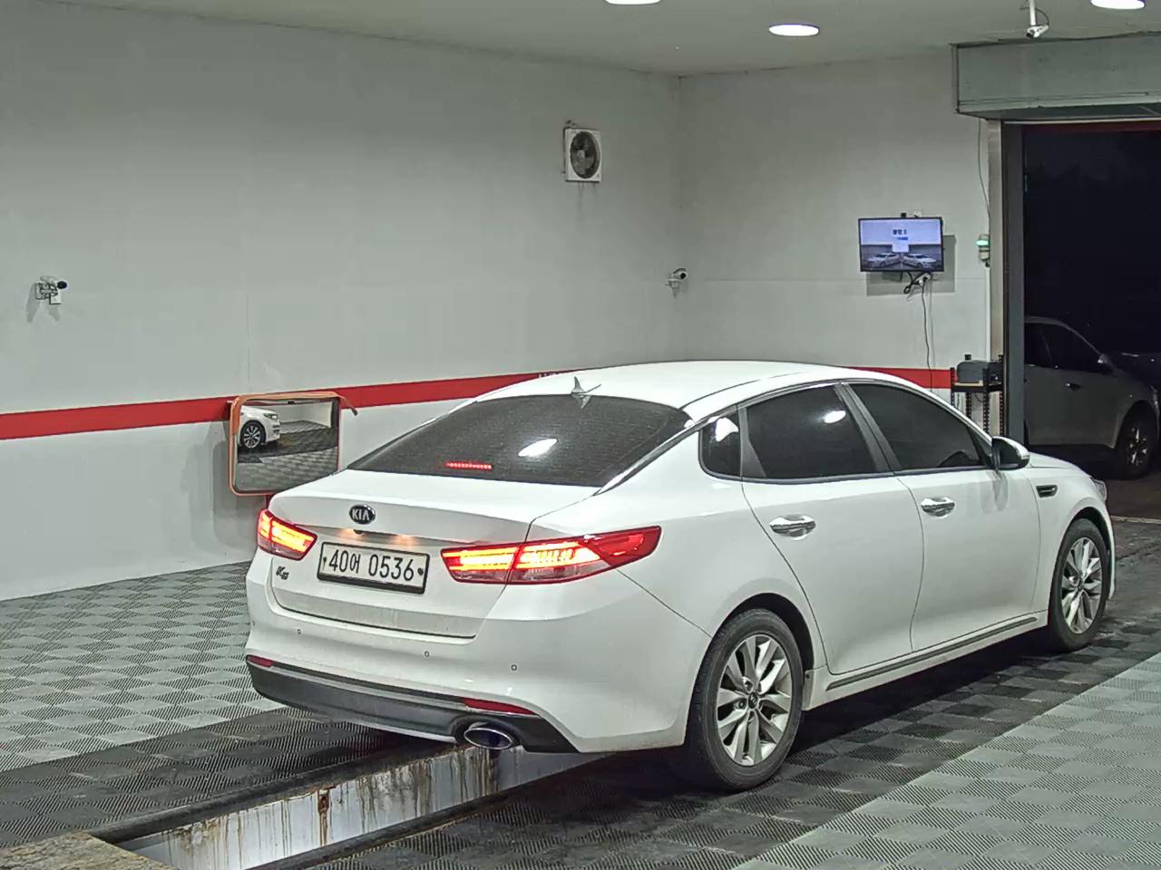 2016 - kia k5
