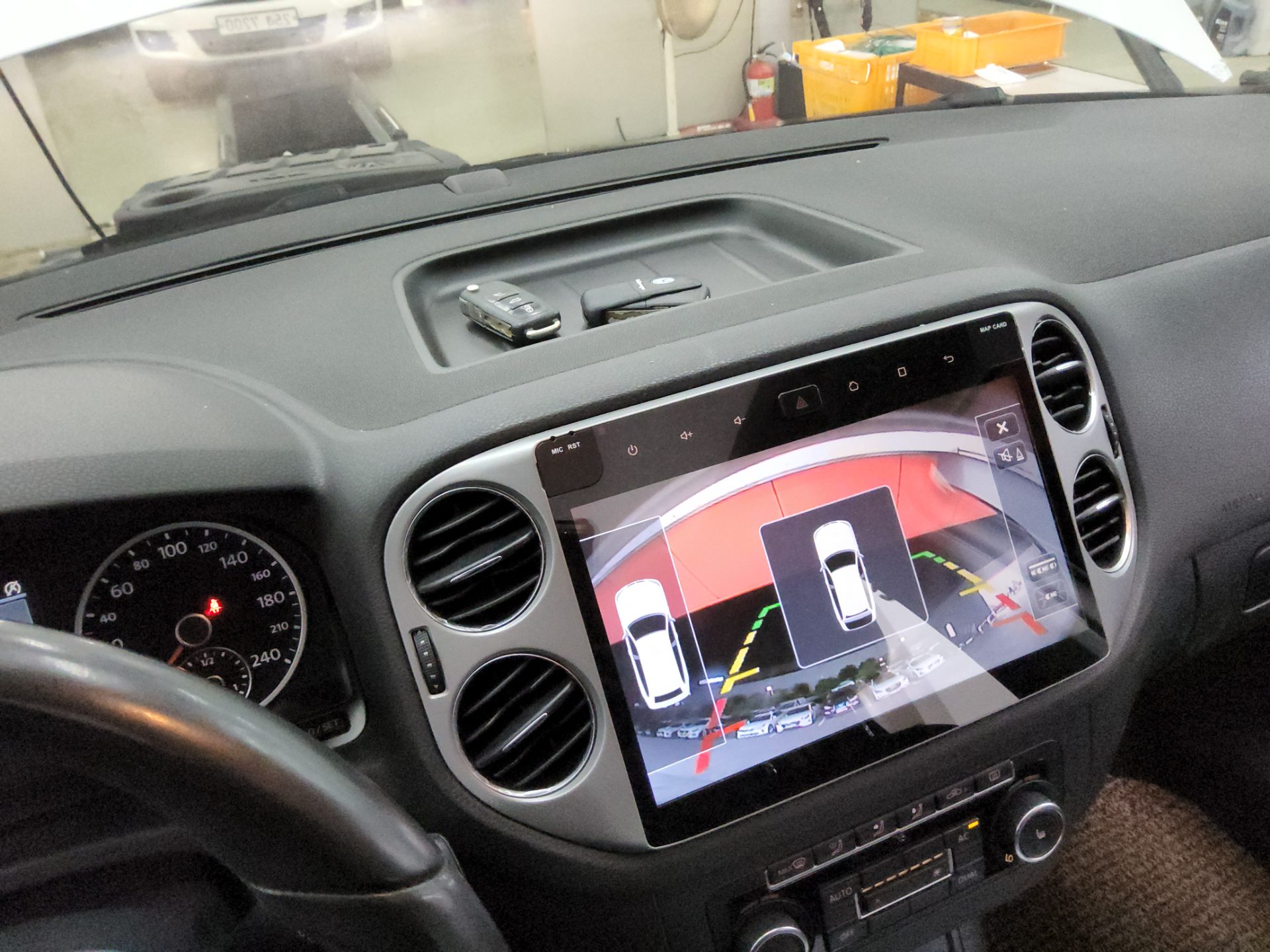 2012 - volkswagen tiguan