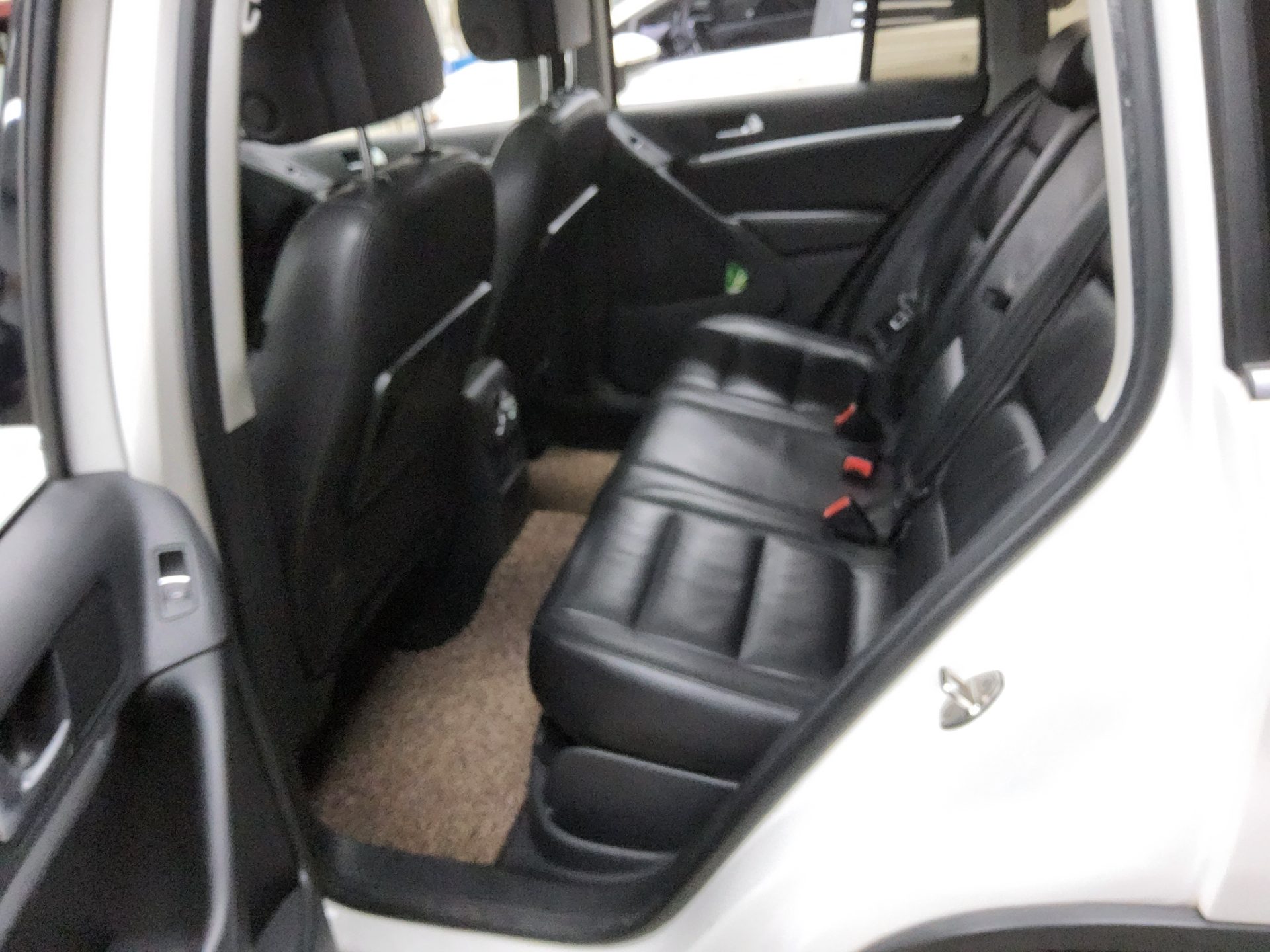 2012 - volkswagen tiguan