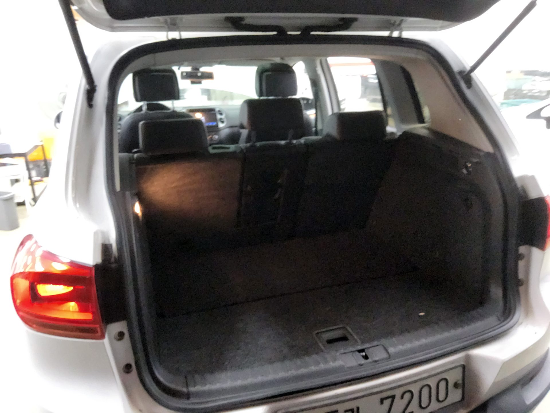 2012 - volkswagen tiguan