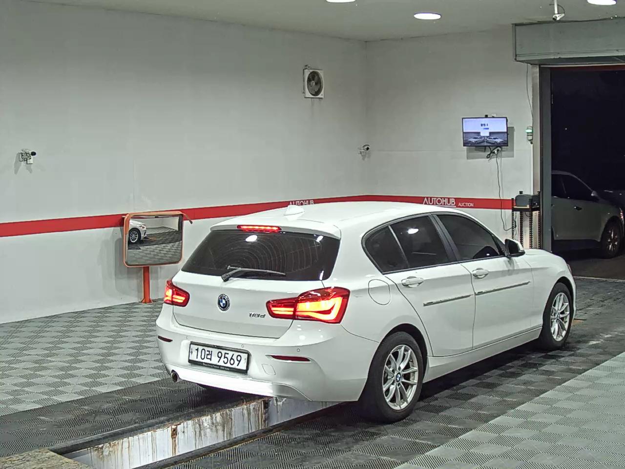2018 - bmw 1 series