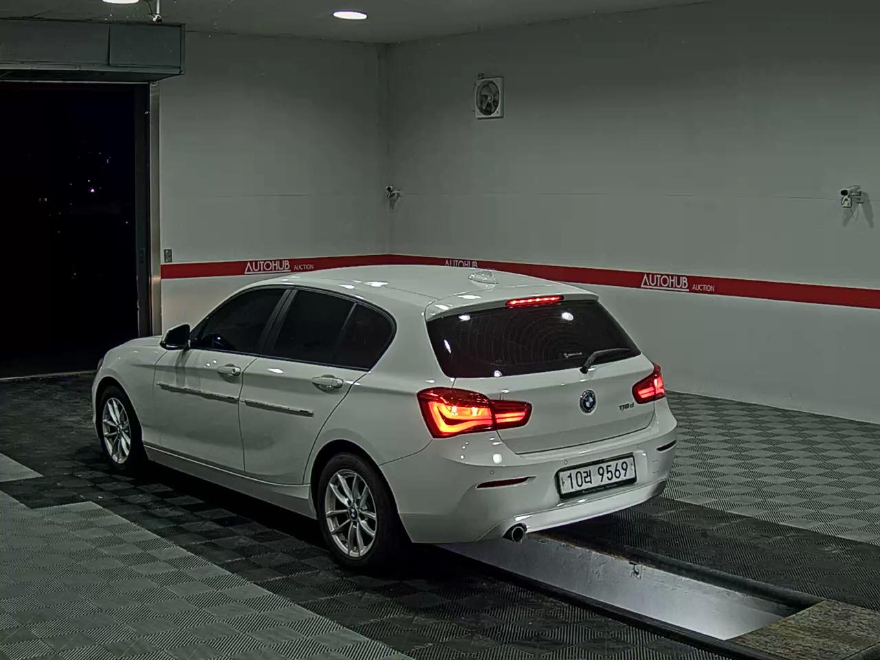 2018 - bmw 1 series