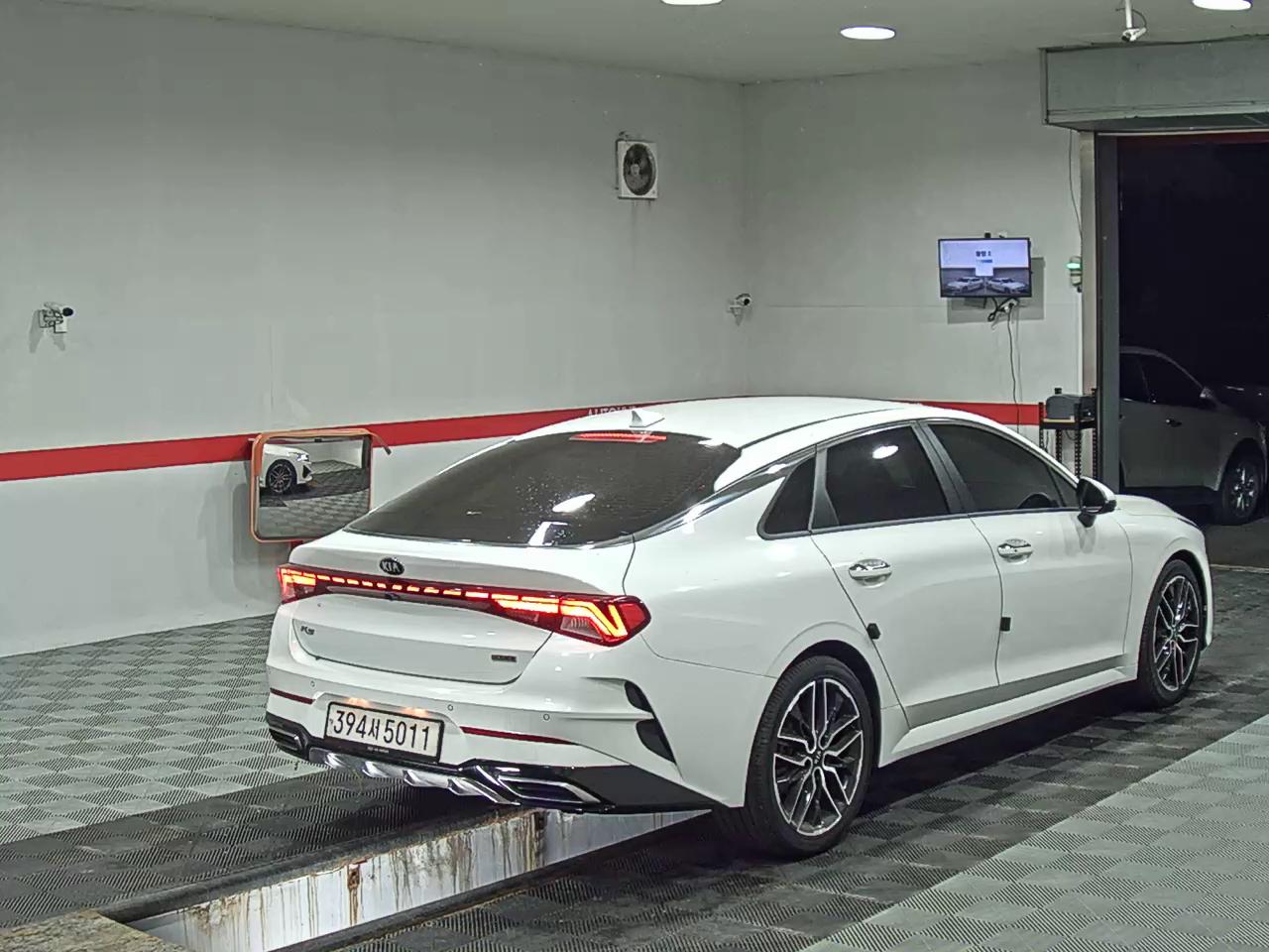 2021 - kia k5