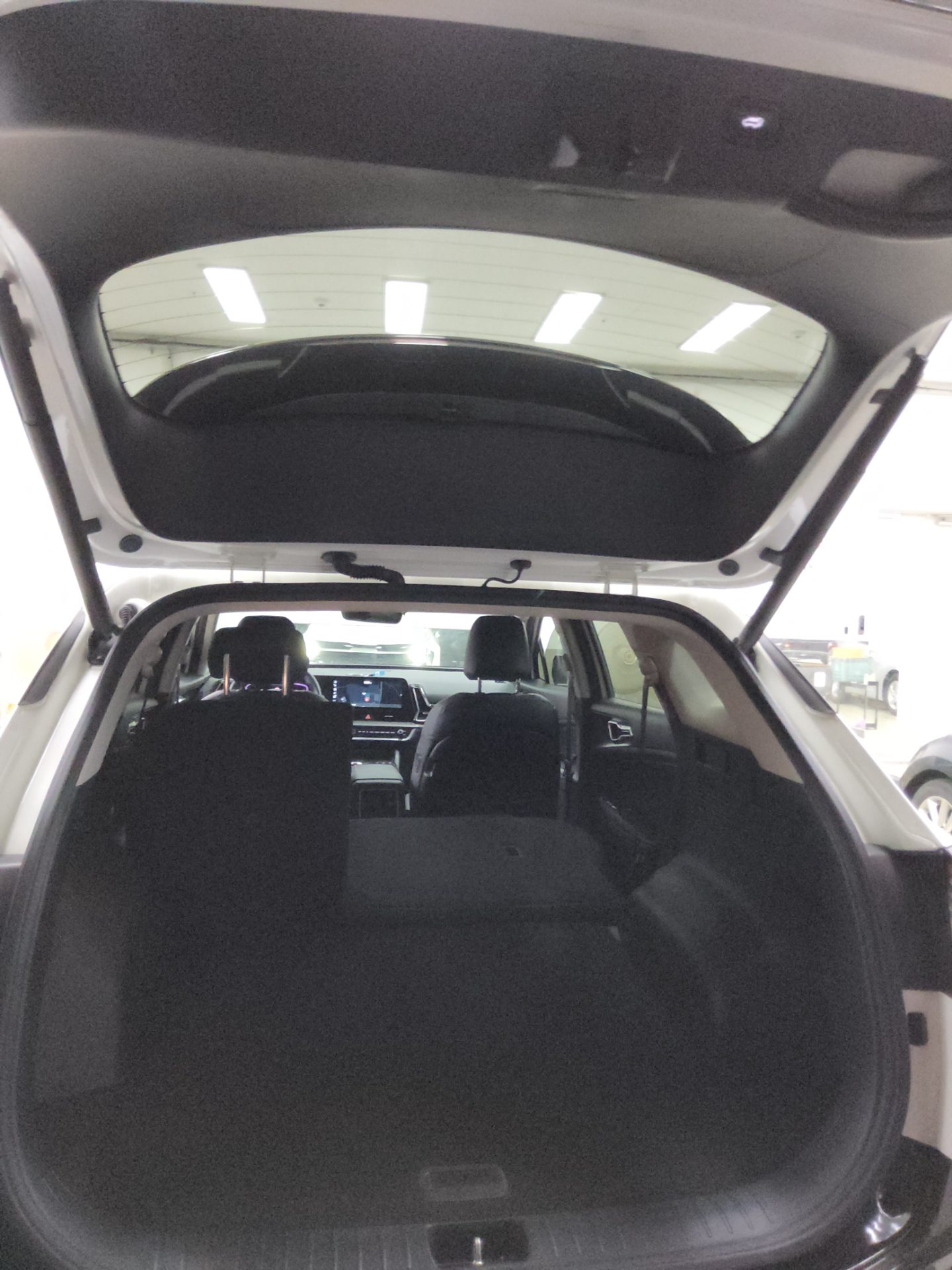 2022 - kia sportage