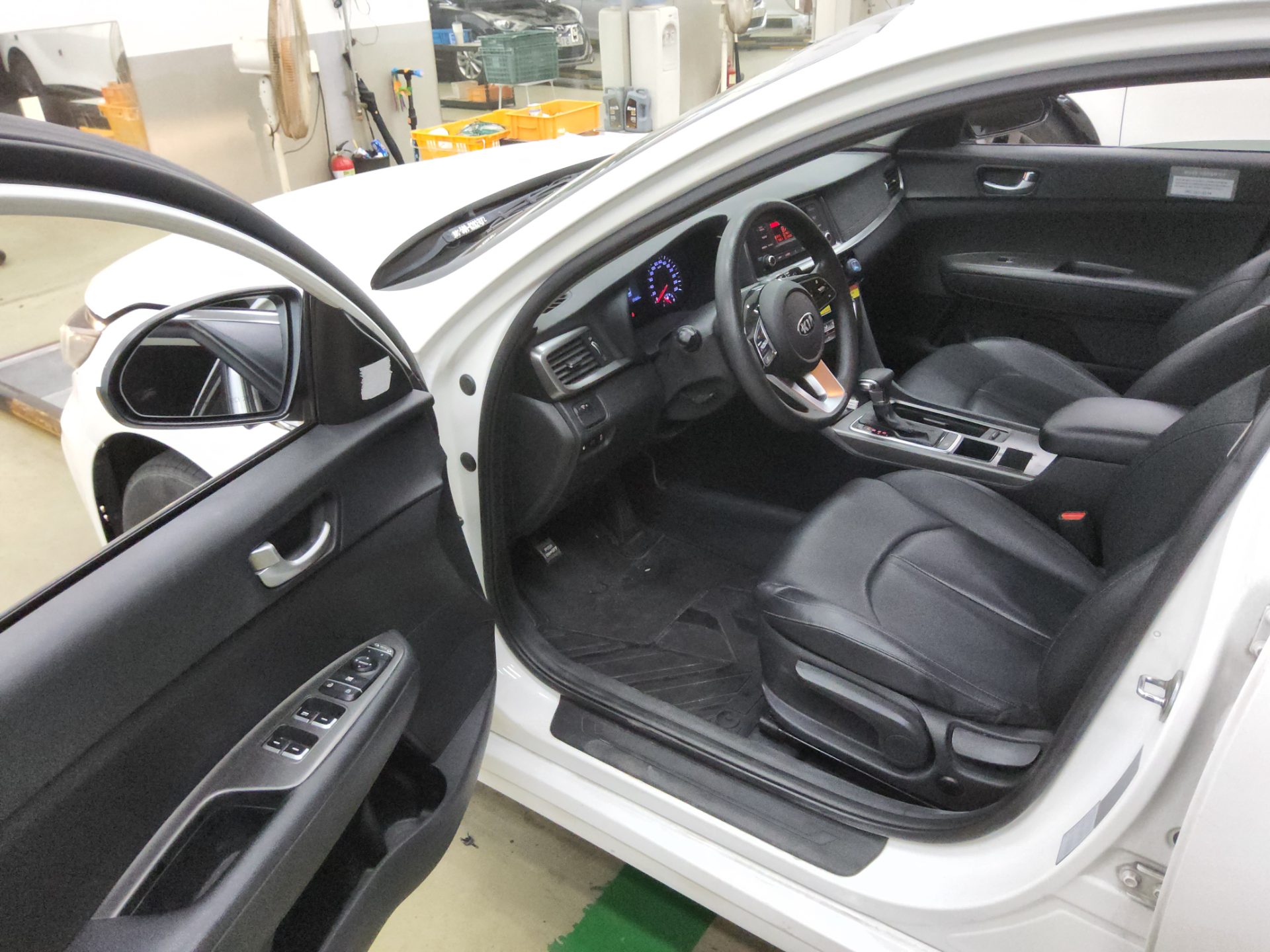 2020 - kia k5