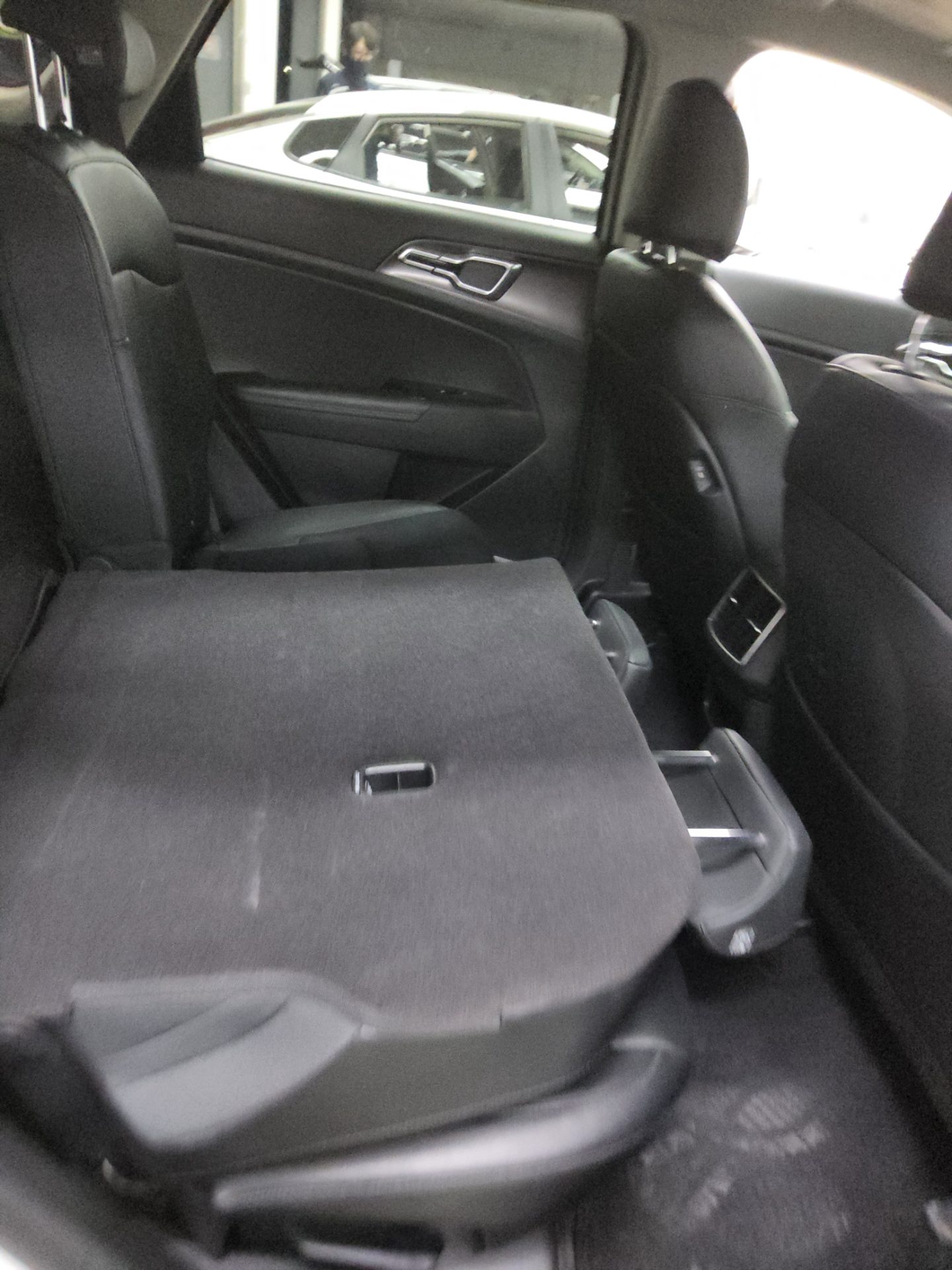 2022 - kia sportage