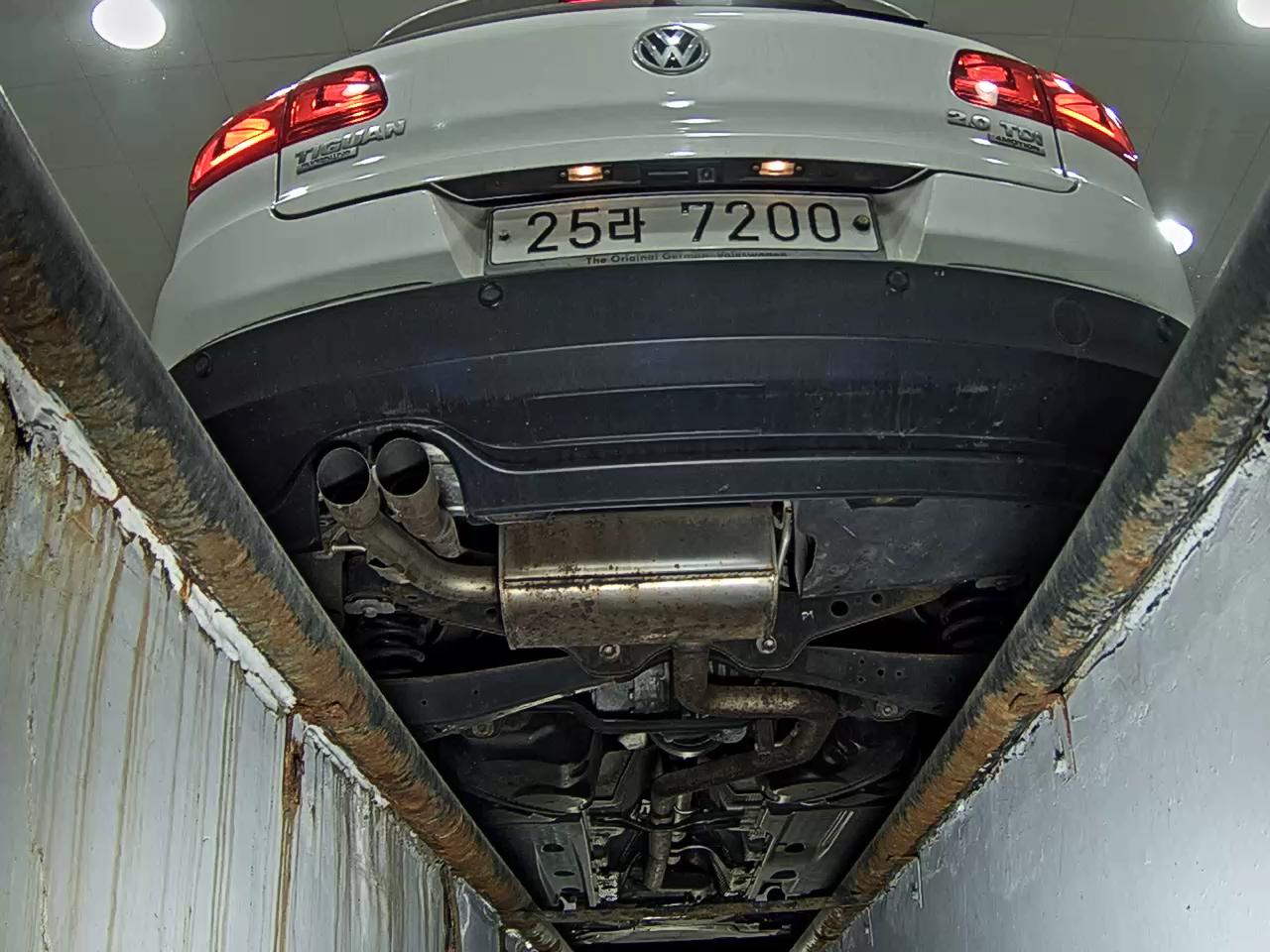 2012 - volkswagen tiguan