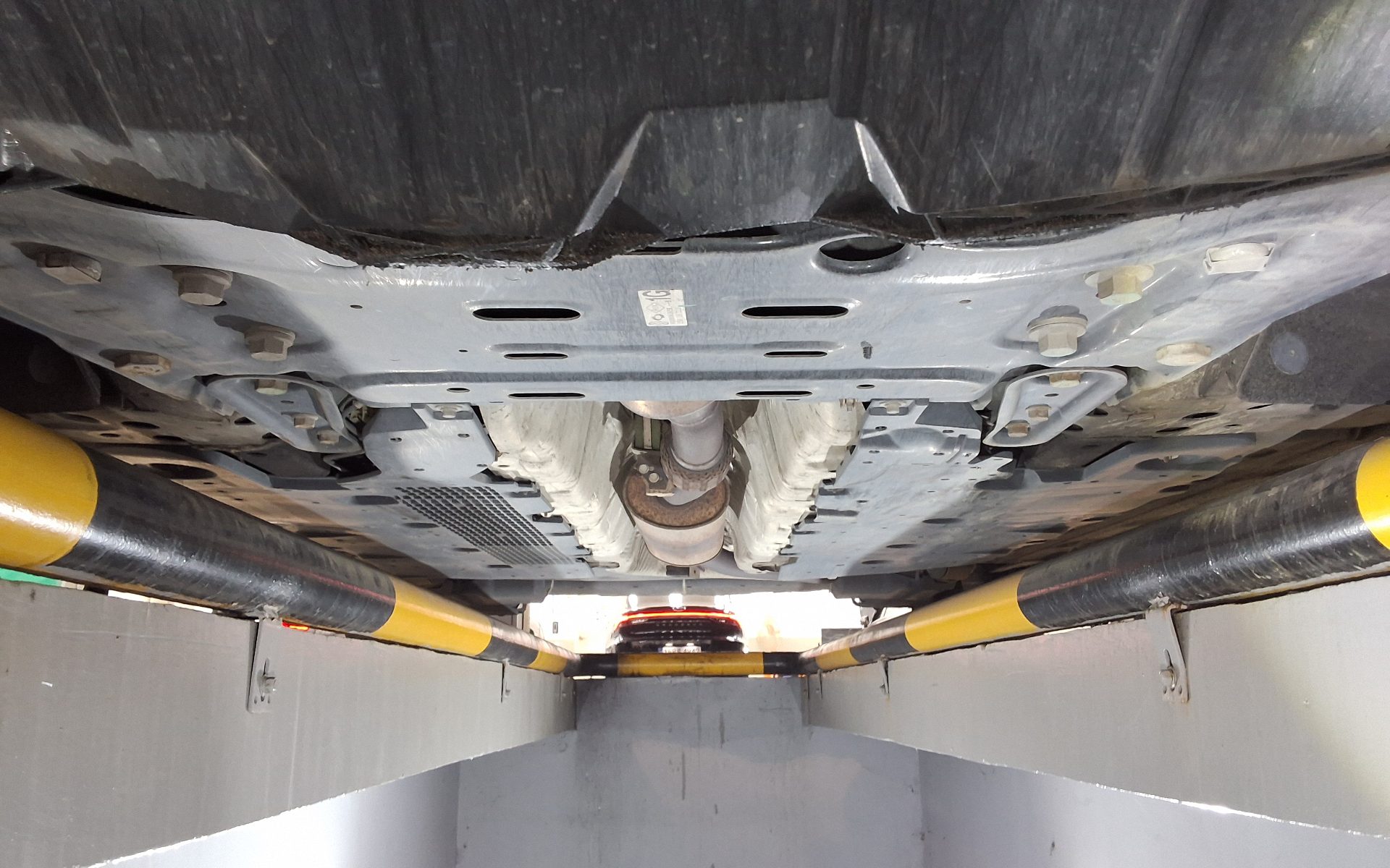 2016 - renault sm6