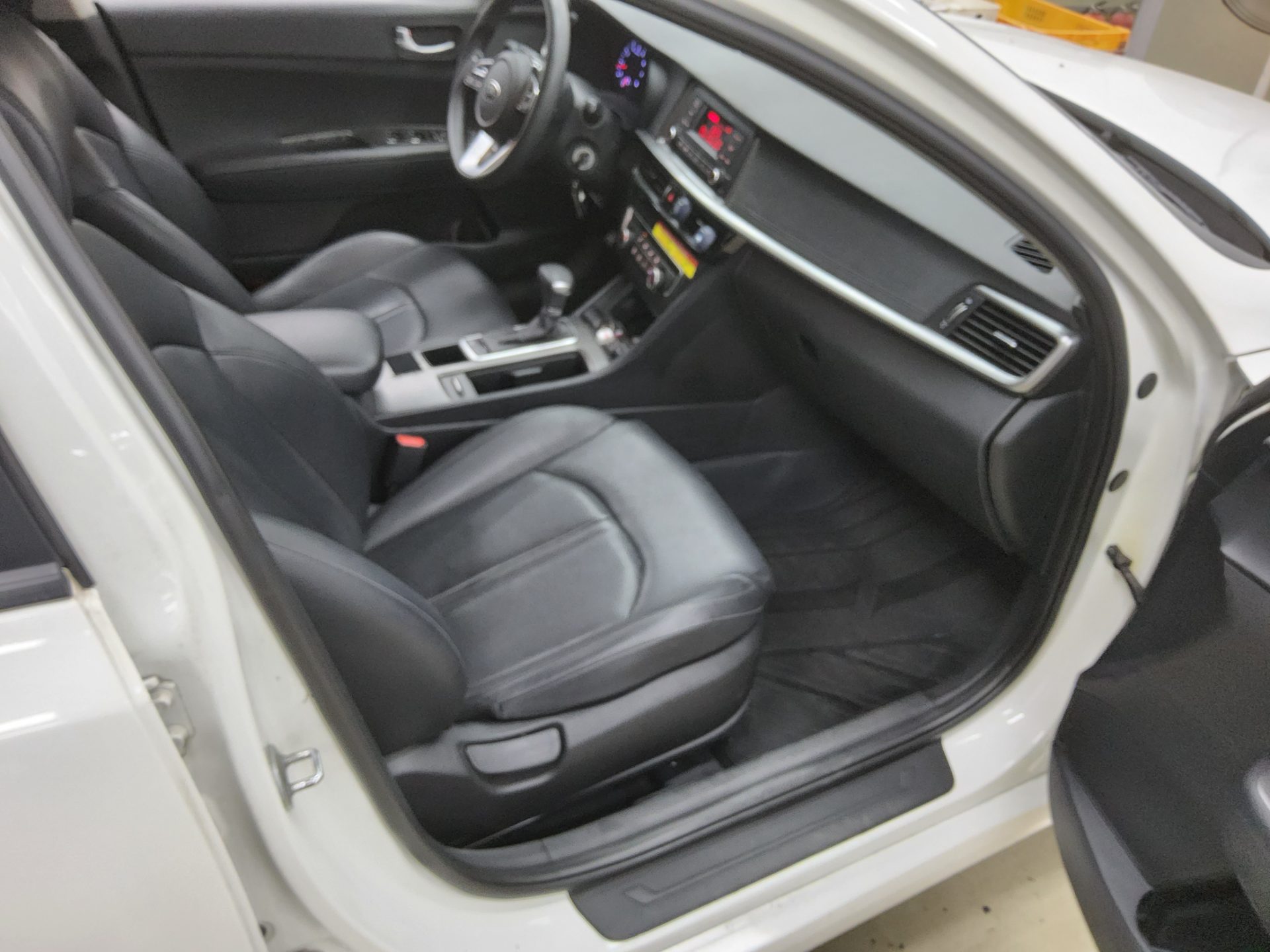 2020 - kia k5