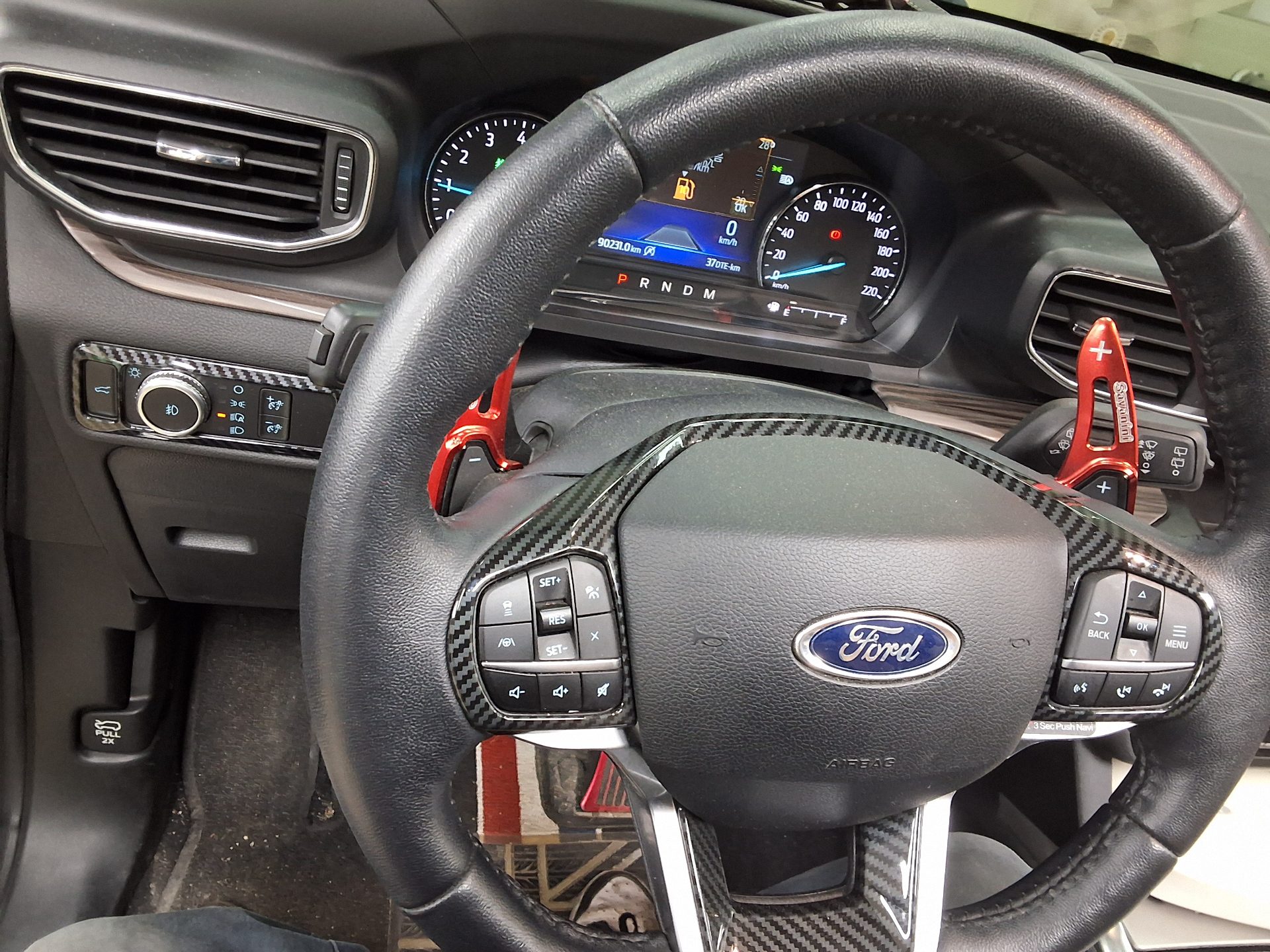 2020 - ford explorer