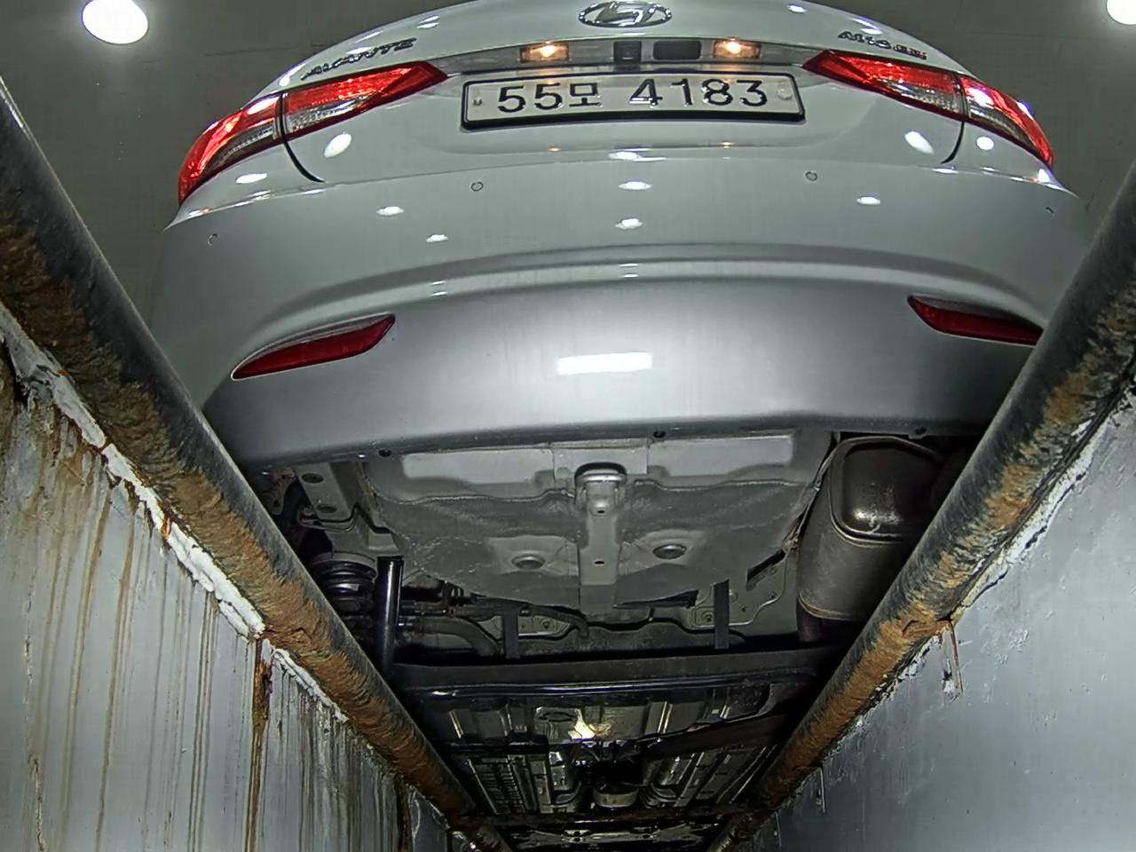 2011 - hyundai avante