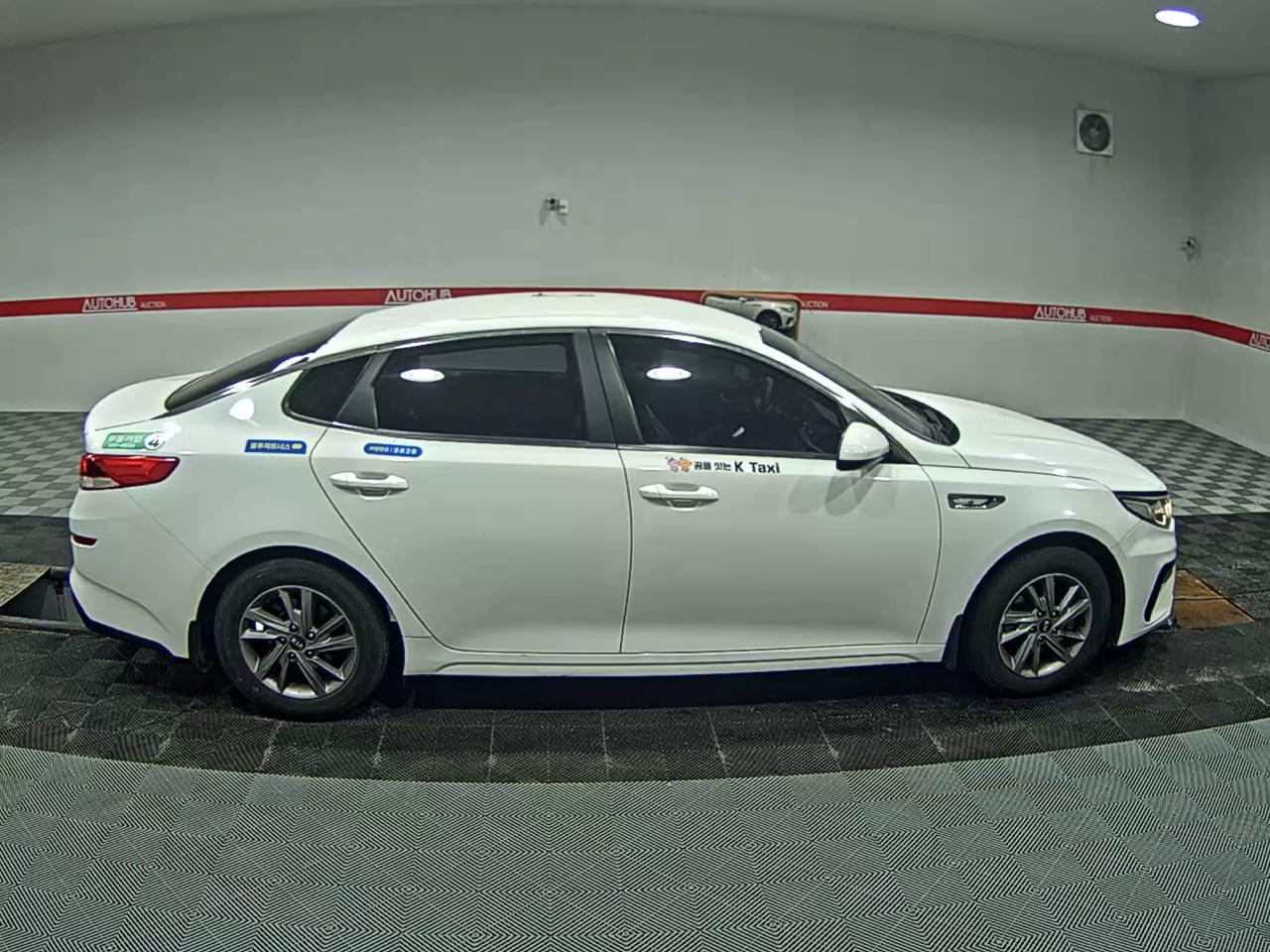 2020 - kia k5